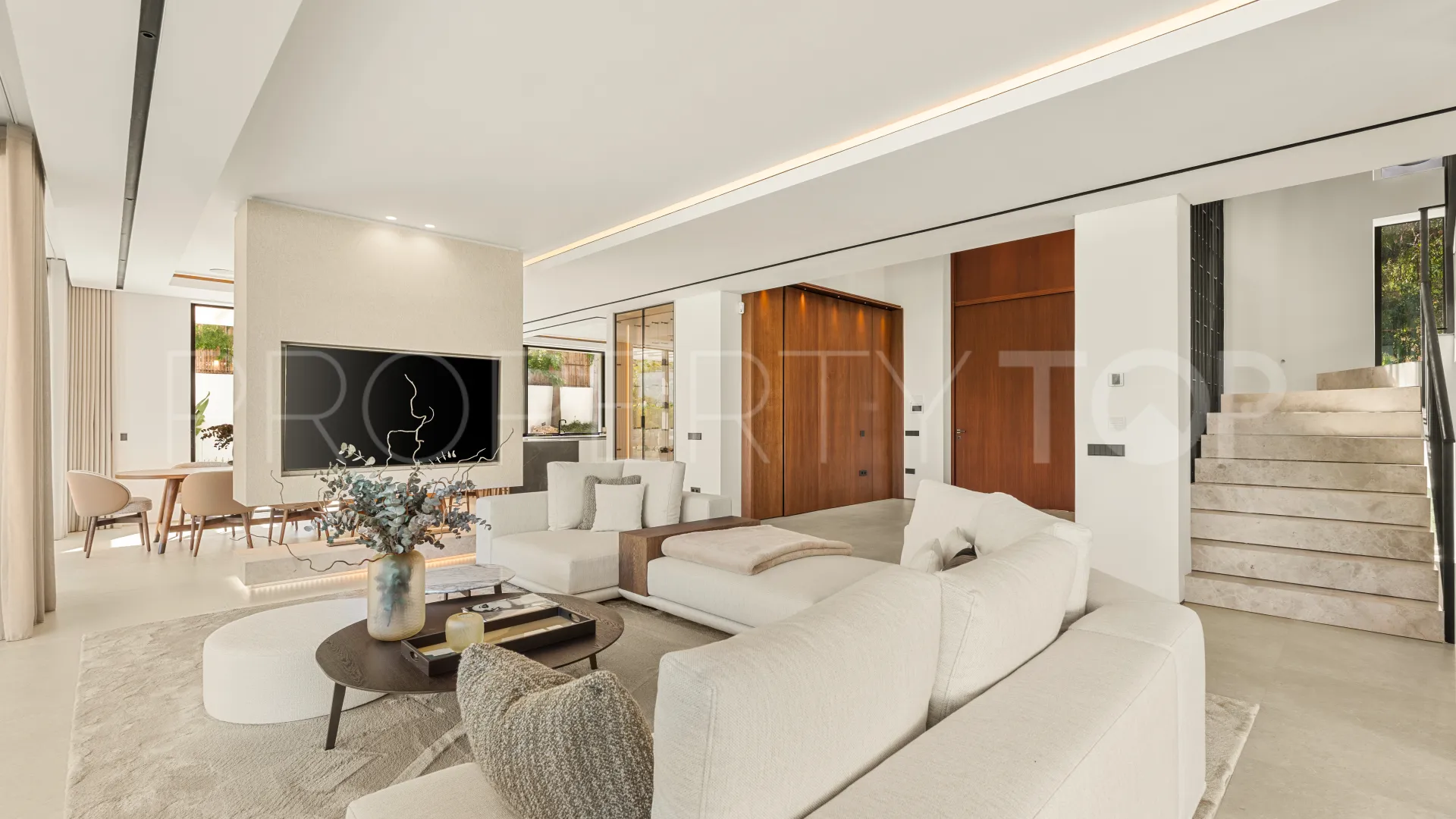 6 bedrooms La Quinta villa for sale