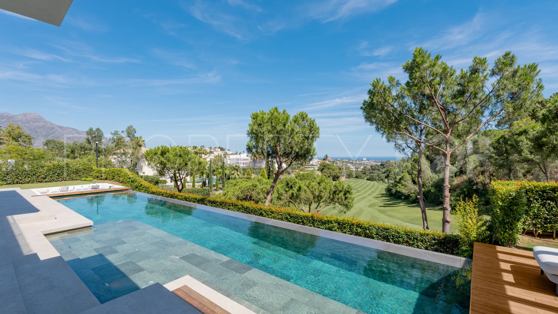 6 bedrooms La Quinta villa for sale