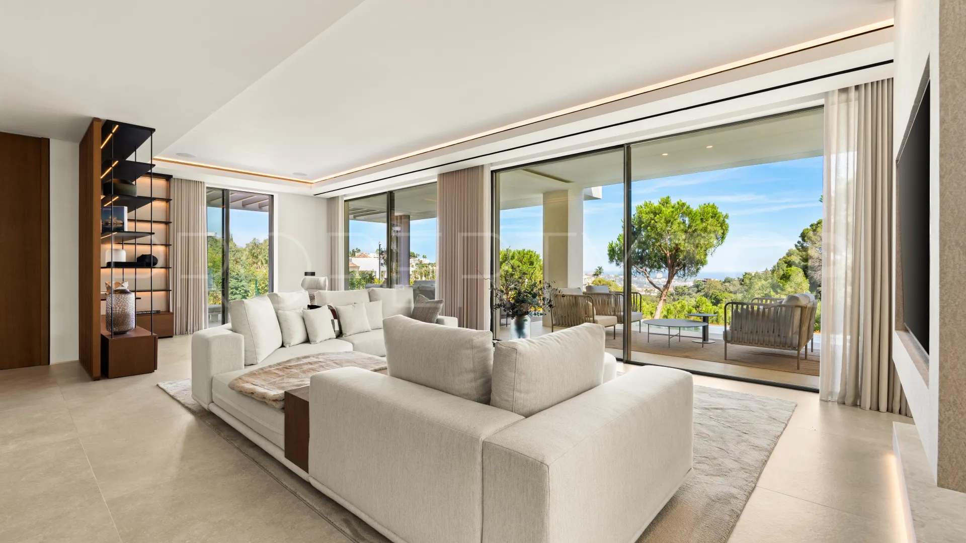 6 bedrooms La Quinta villa for sale