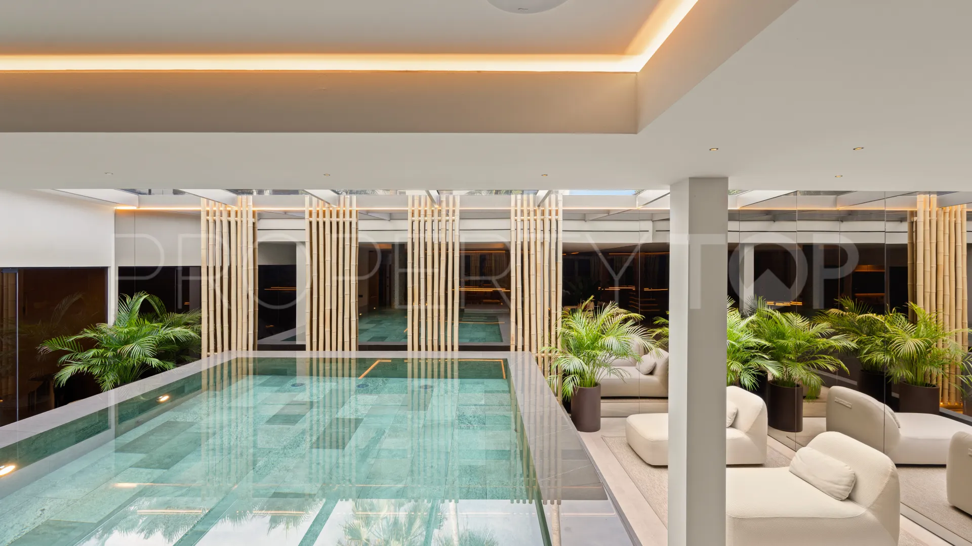 6 bedrooms La Quinta villa for sale