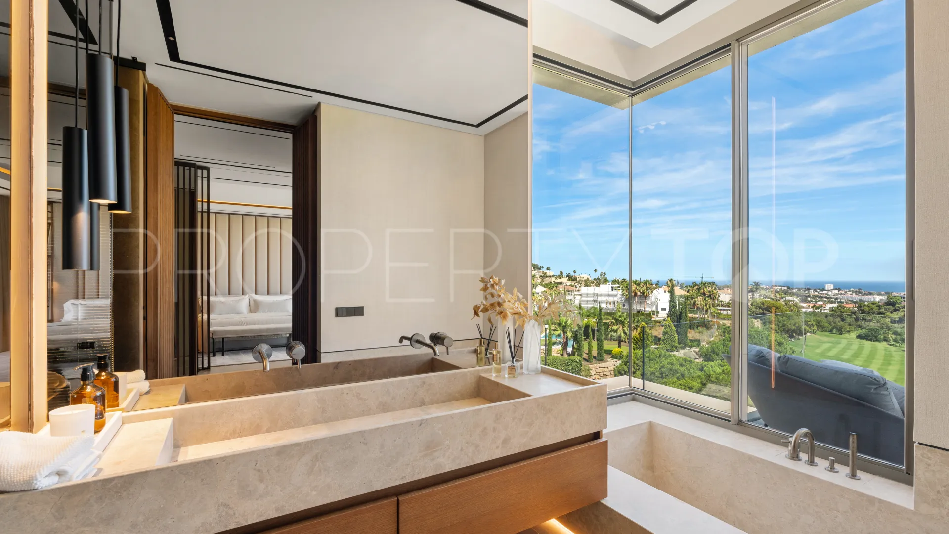 6 bedrooms La Quinta villa for sale