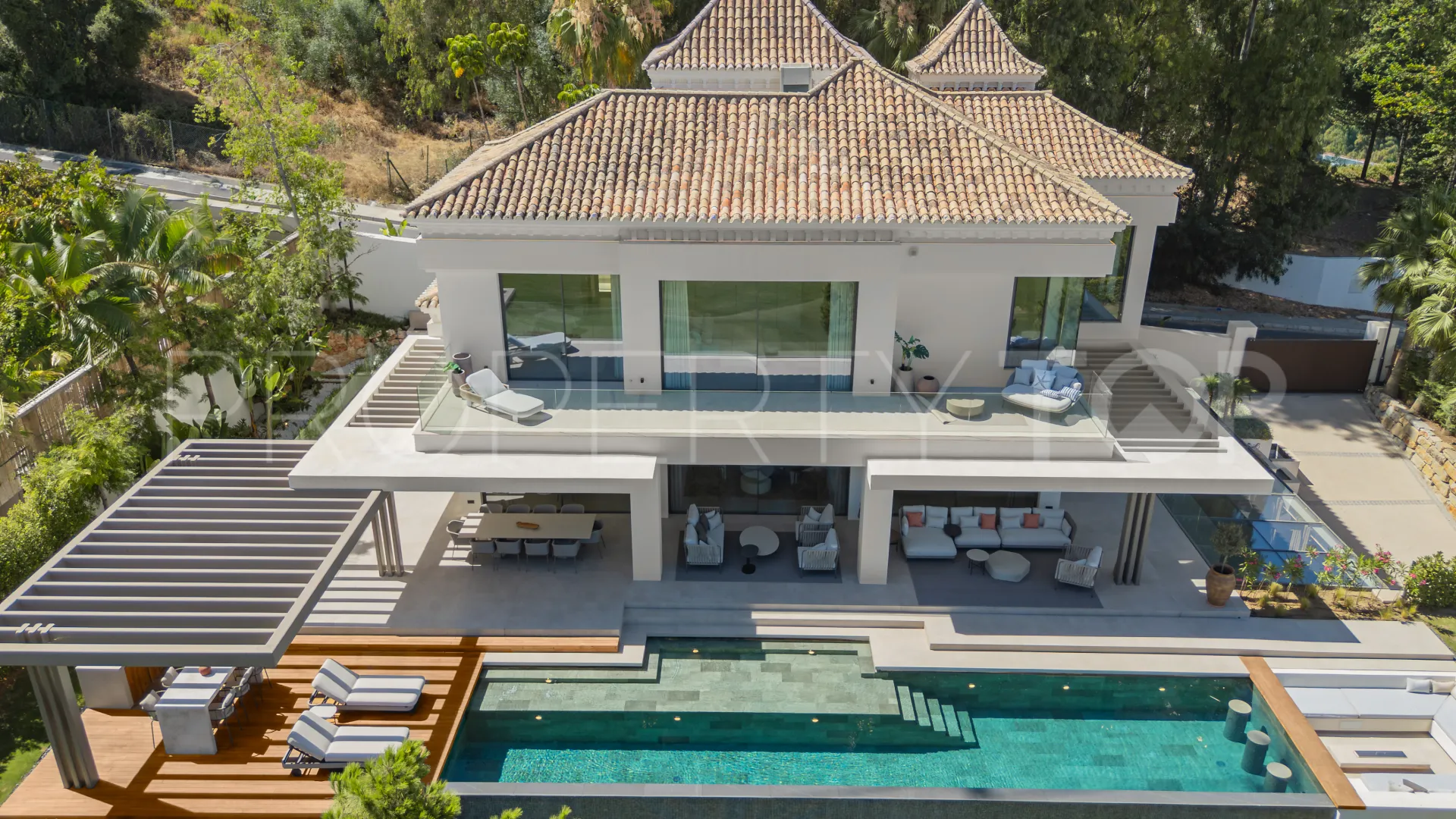 6 bedrooms La Quinta villa for sale