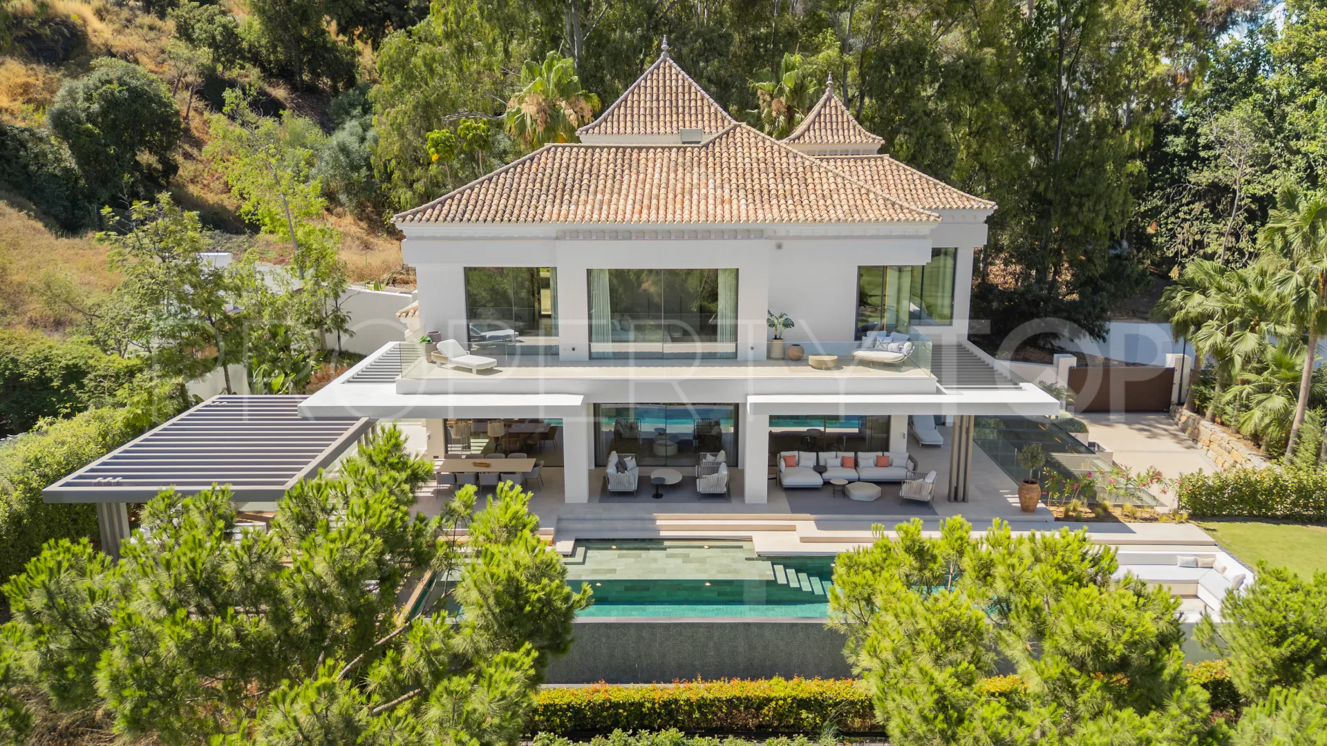 6 bedrooms La Quinta villa for sale