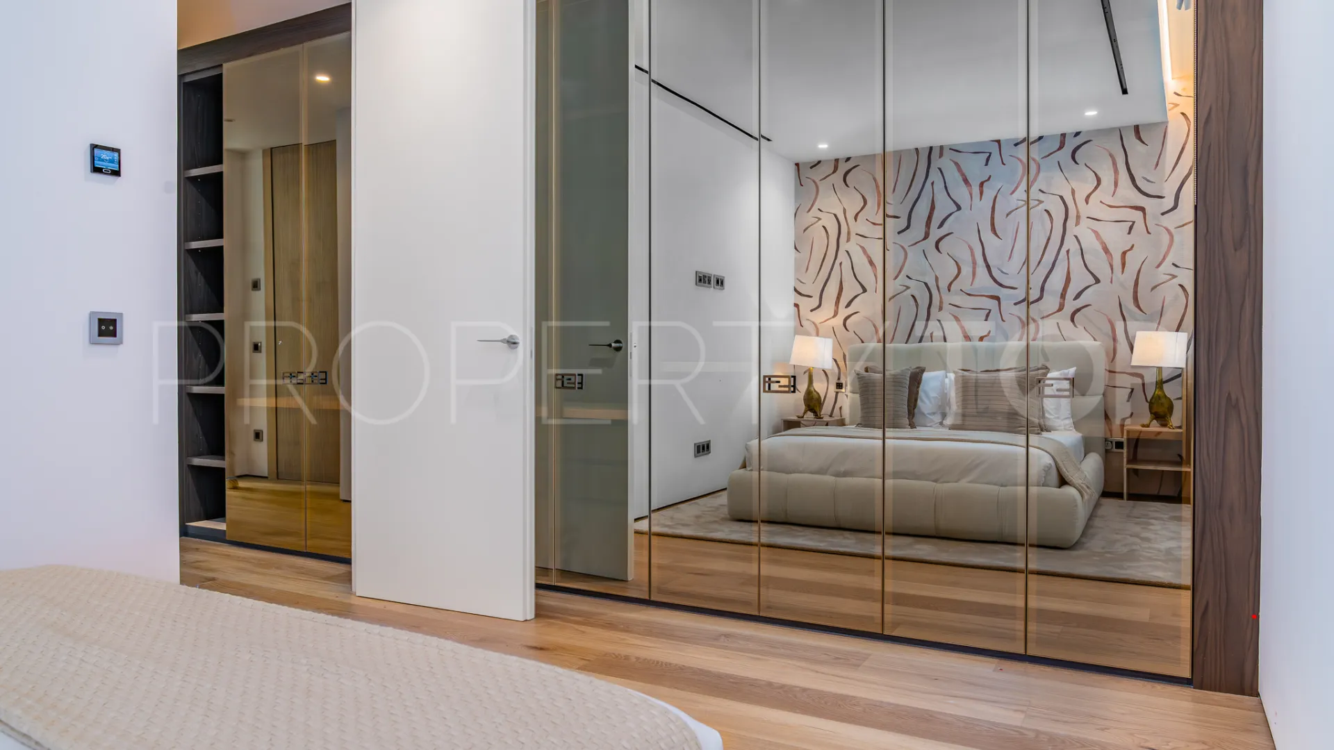 Ground floor apartment for sale in Golden Mile with 4 bedrooms