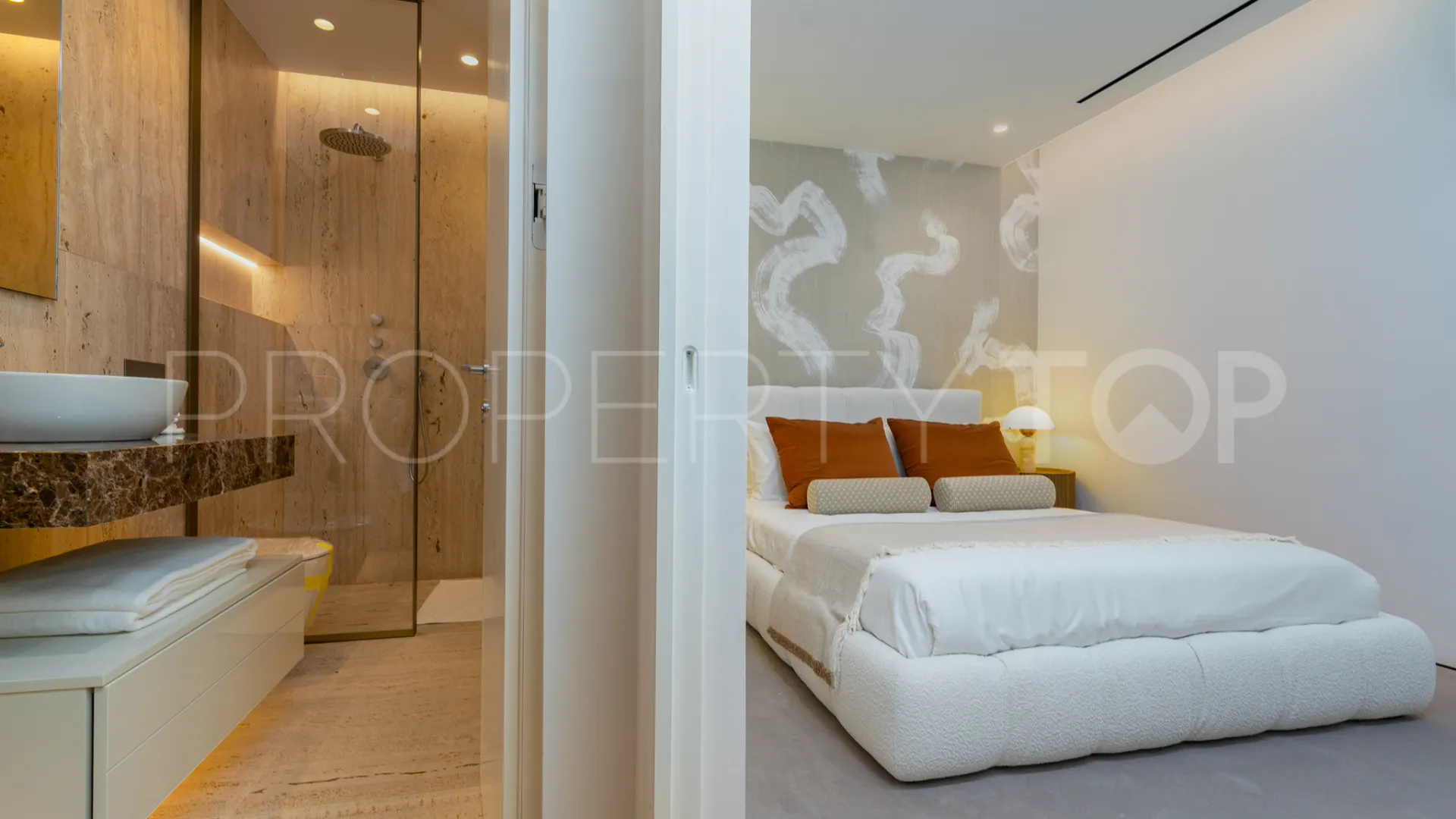 Apartamento planta baja en venta en Marbella Golden Mile