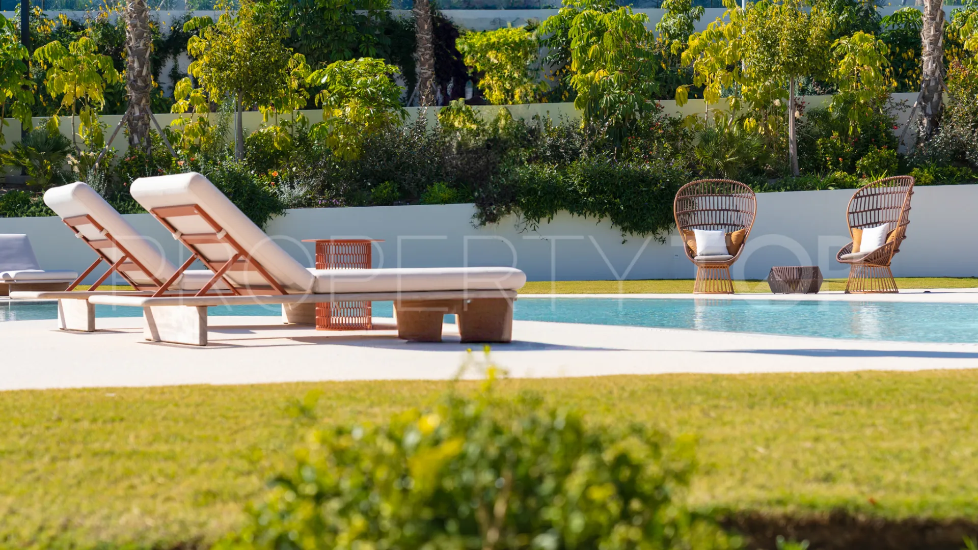 Apartamento planta baja en venta en Marbella Golden Mile