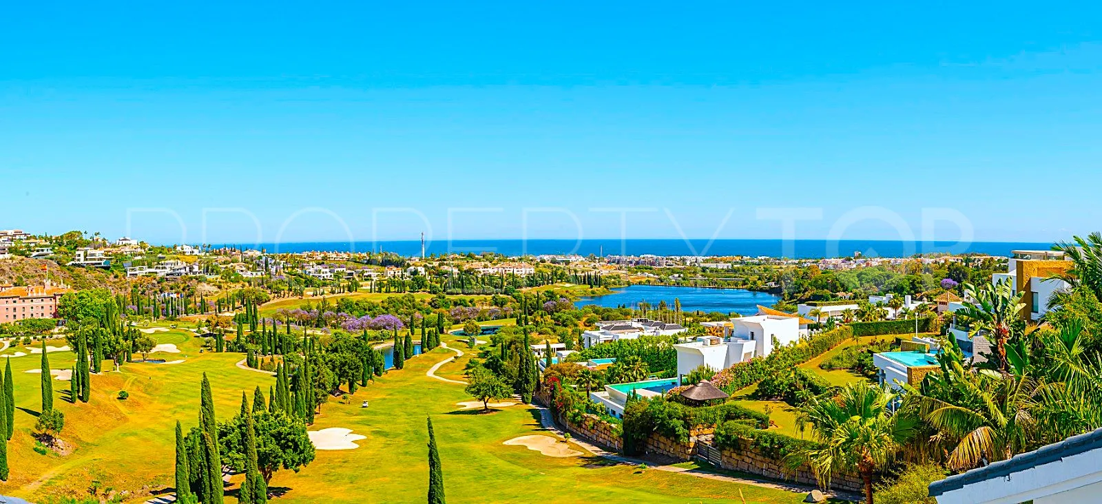 Villa for sale in Los Flamingos with 6 bedrooms