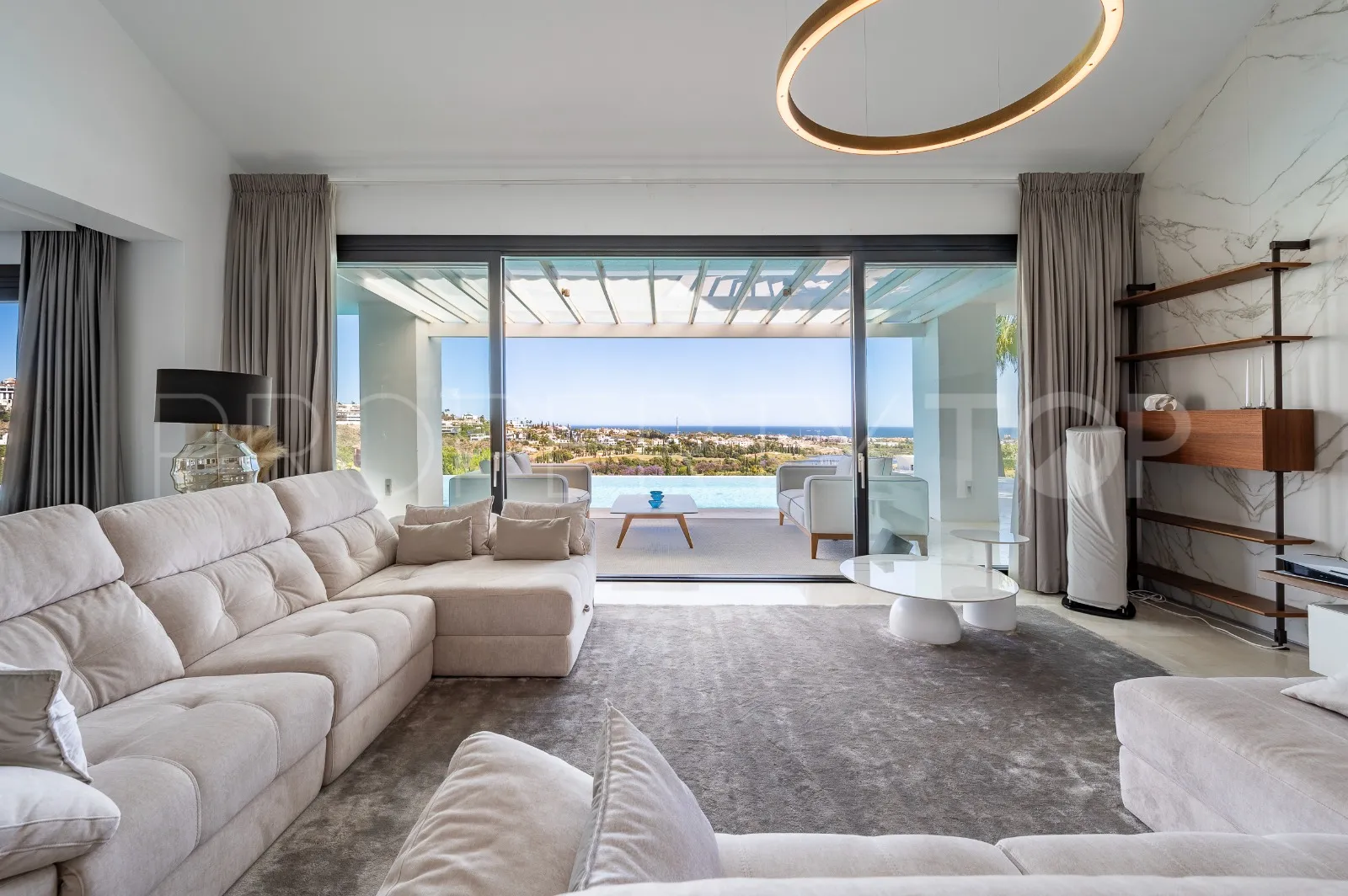 Villa for sale in Los Flamingos with 6 bedrooms