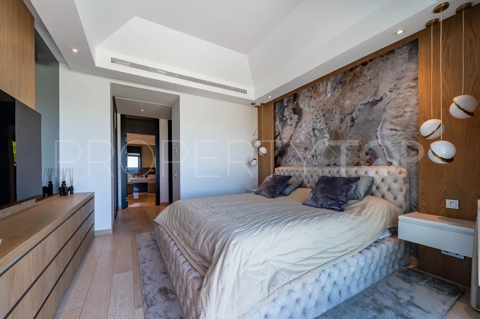 Villa for sale in Los Flamingos with 6 bedrooms