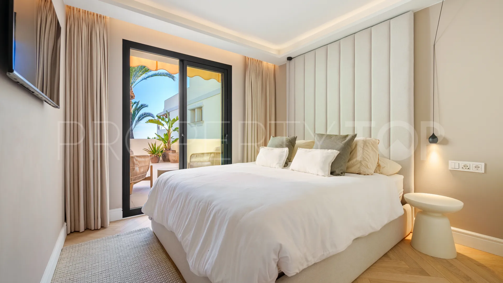 Palacetes Los Belvederes, atico duplex en venta con 3 dormitorios