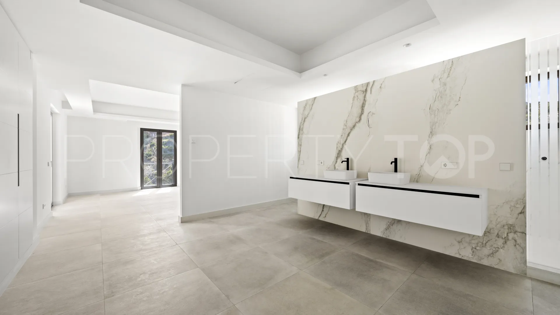 Villa for sale in El Madroñal
