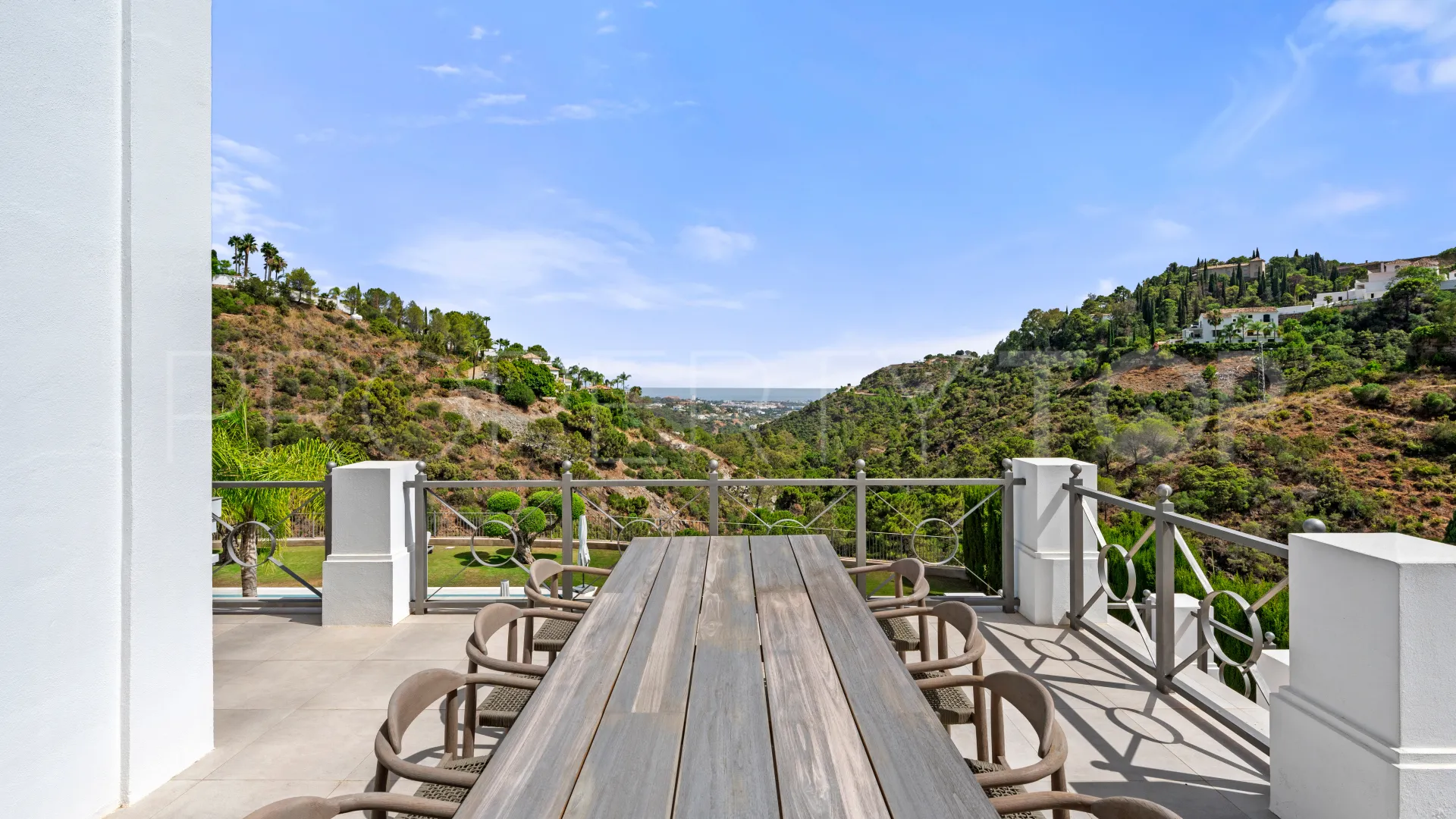 Villa for sale in El Madroñal