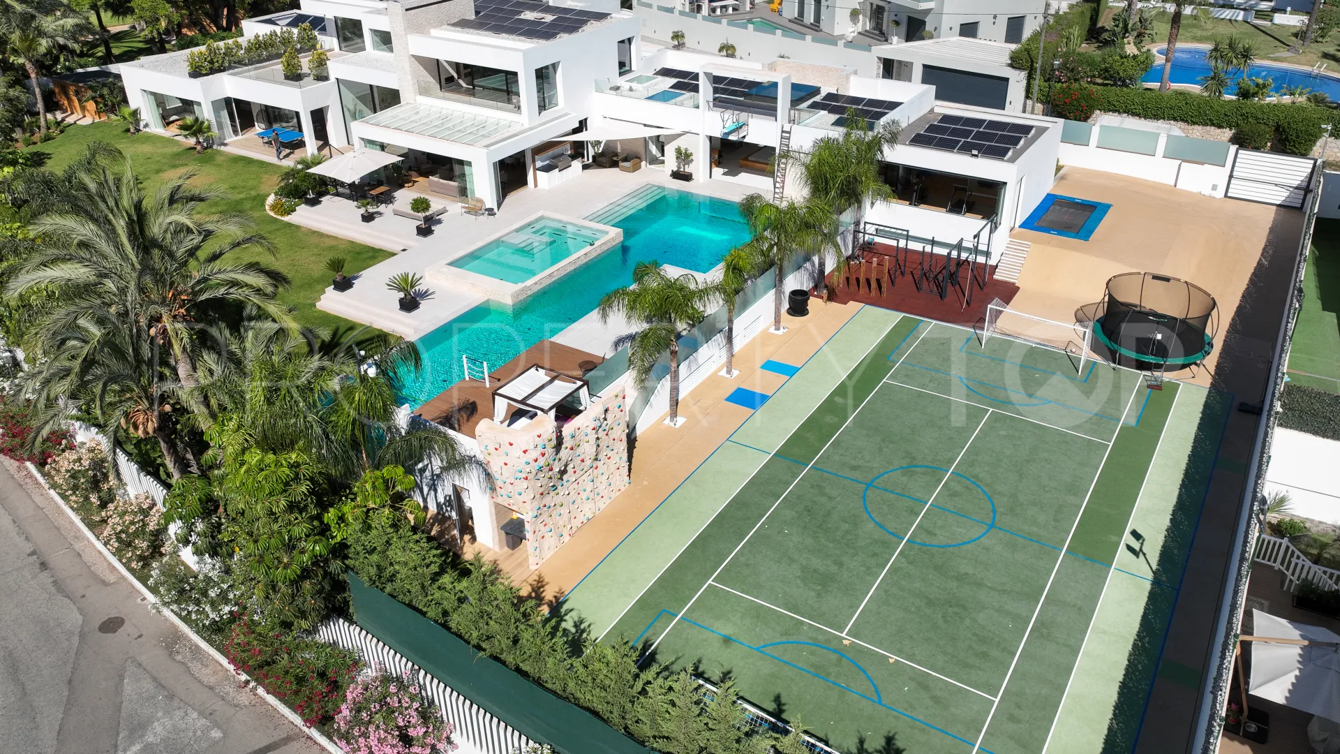 Villa a la venta en El Paraiso
