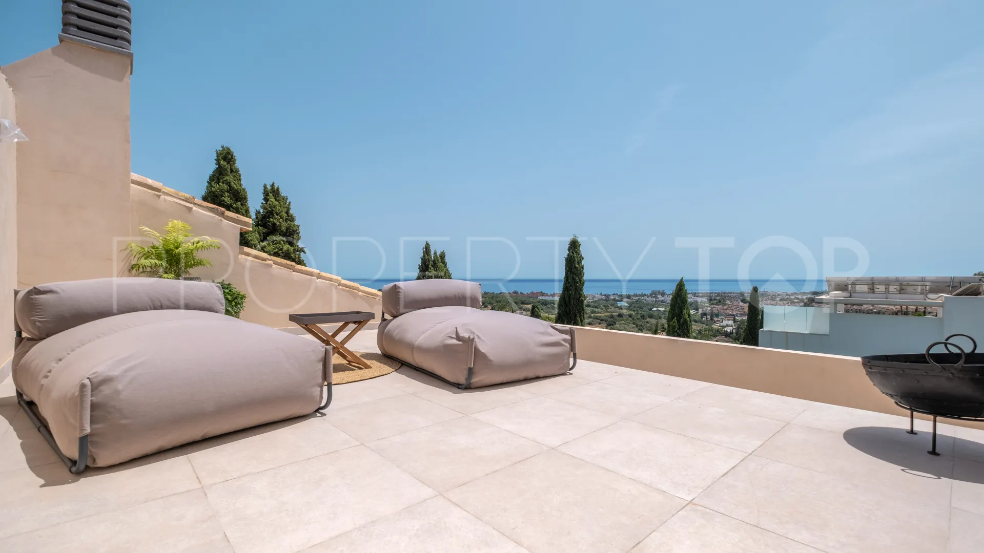 Villa for sale in Paraiso Alto with 4 bedrooms