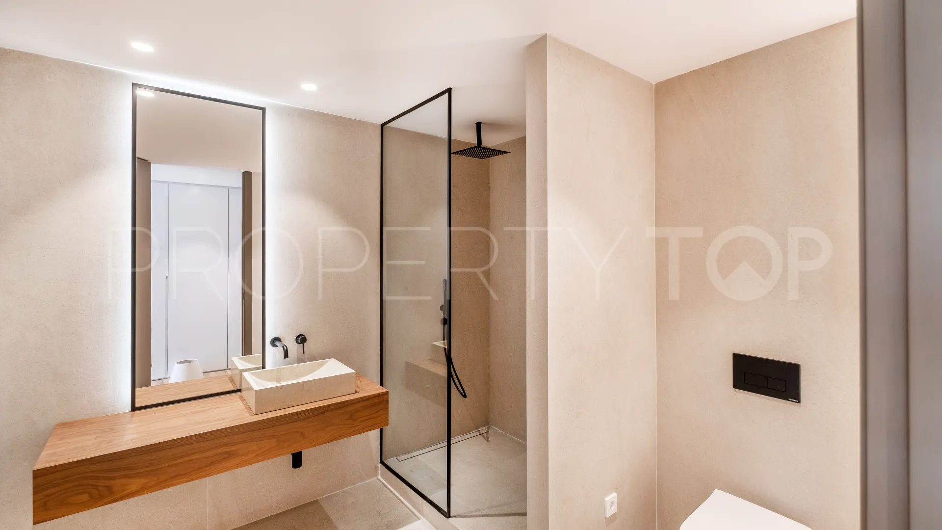 Villa for sale in Paraiso Alto with 4 bedrooms