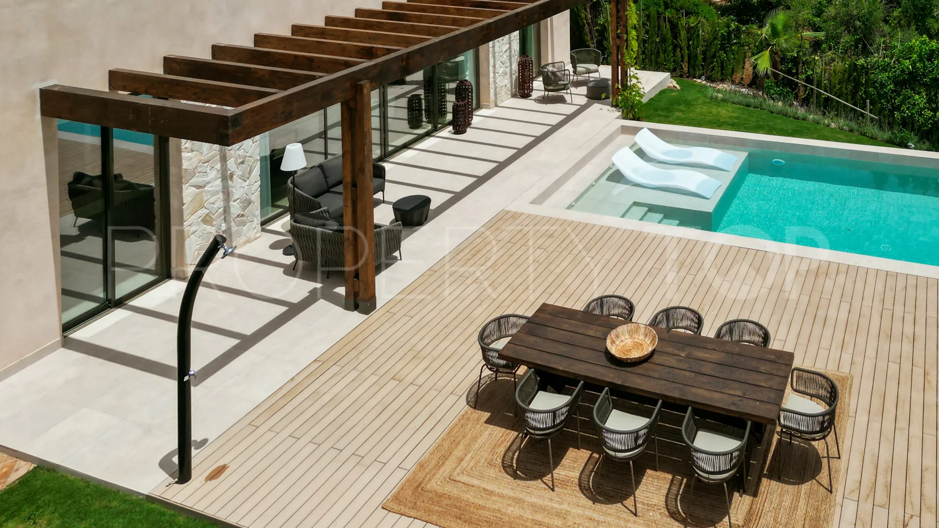 Villa for sale in Paraiso Alto with 4 bedrooms