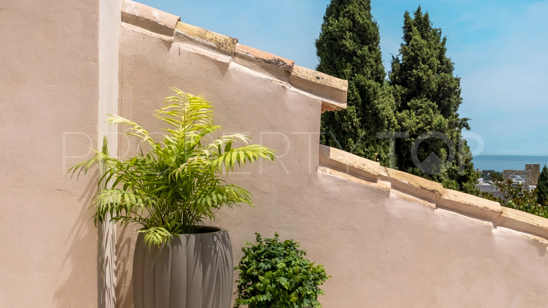 Villa for sale in Paraiso Alto with 4 bedrooms