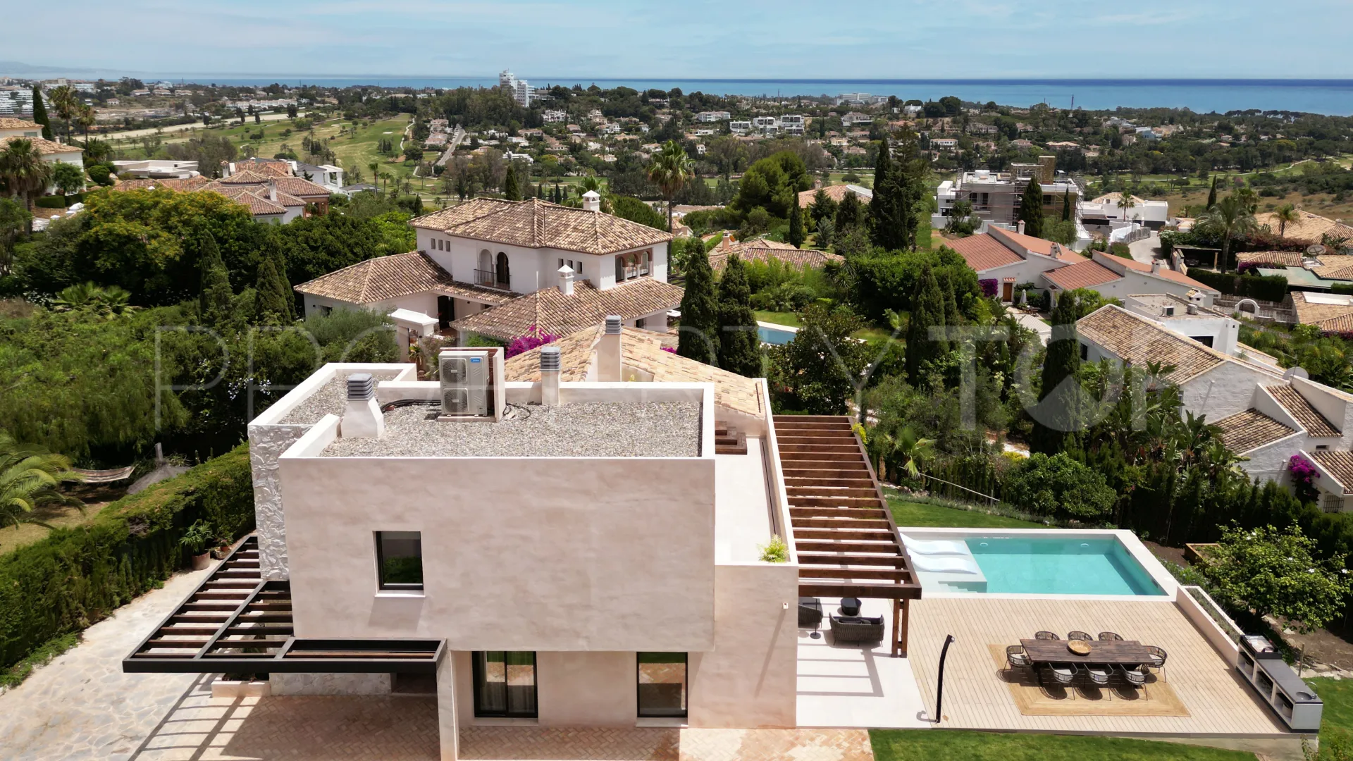 Villa for sale in Paraiso Alto with 4 bedrooms