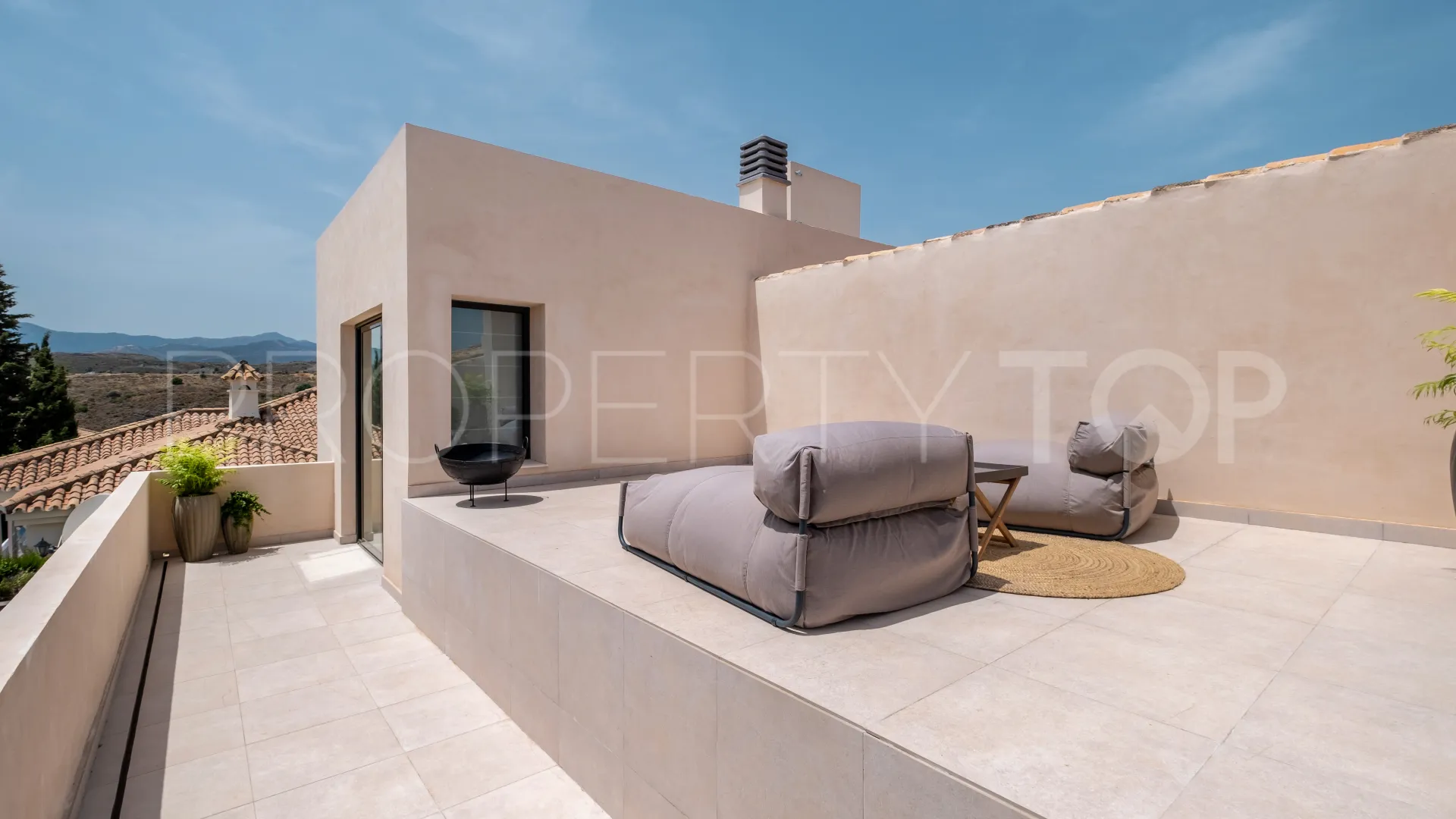Villa for sale in Paraiso Alto with 4 bedrooms