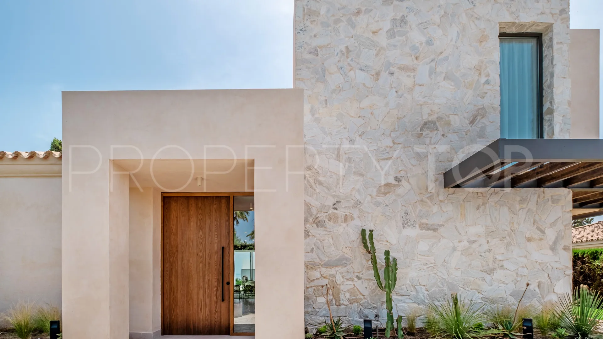 Villa for sale in Paraiso Alto with 4 bedrooms