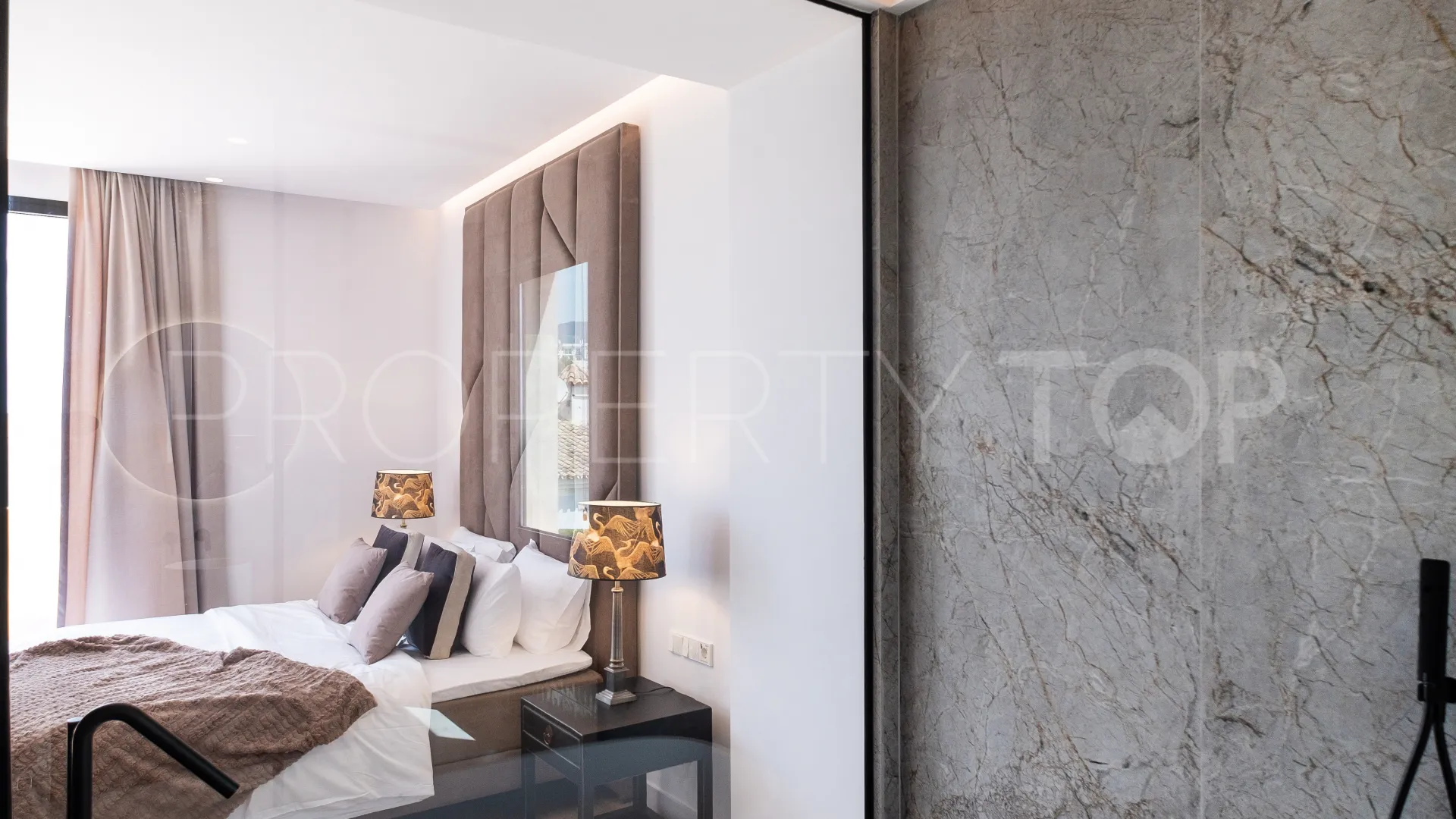 Villa for sale in Paraiso Alto with 4 bedrooms