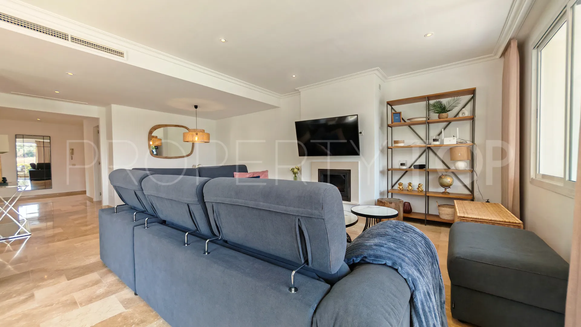 For sale ground floor apartment in La Mairena