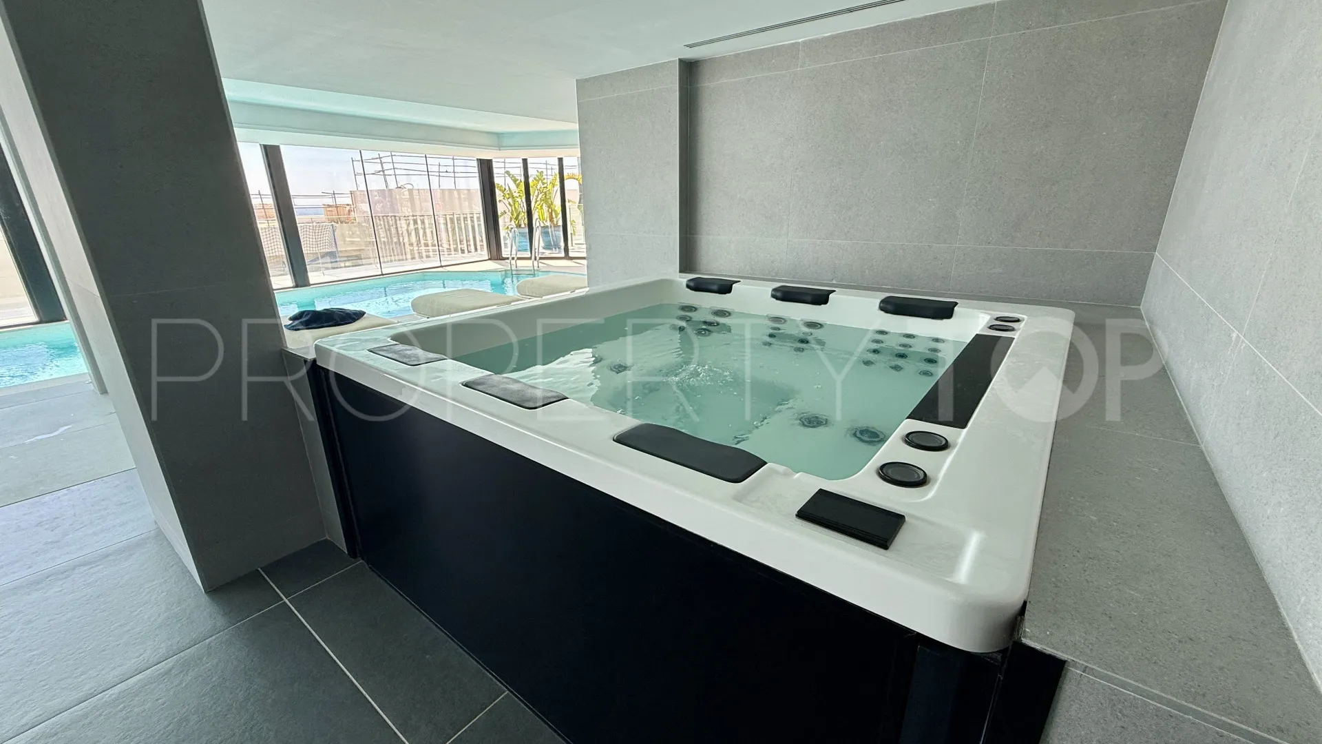 El Higueron 2 bedrooms apartment for sale