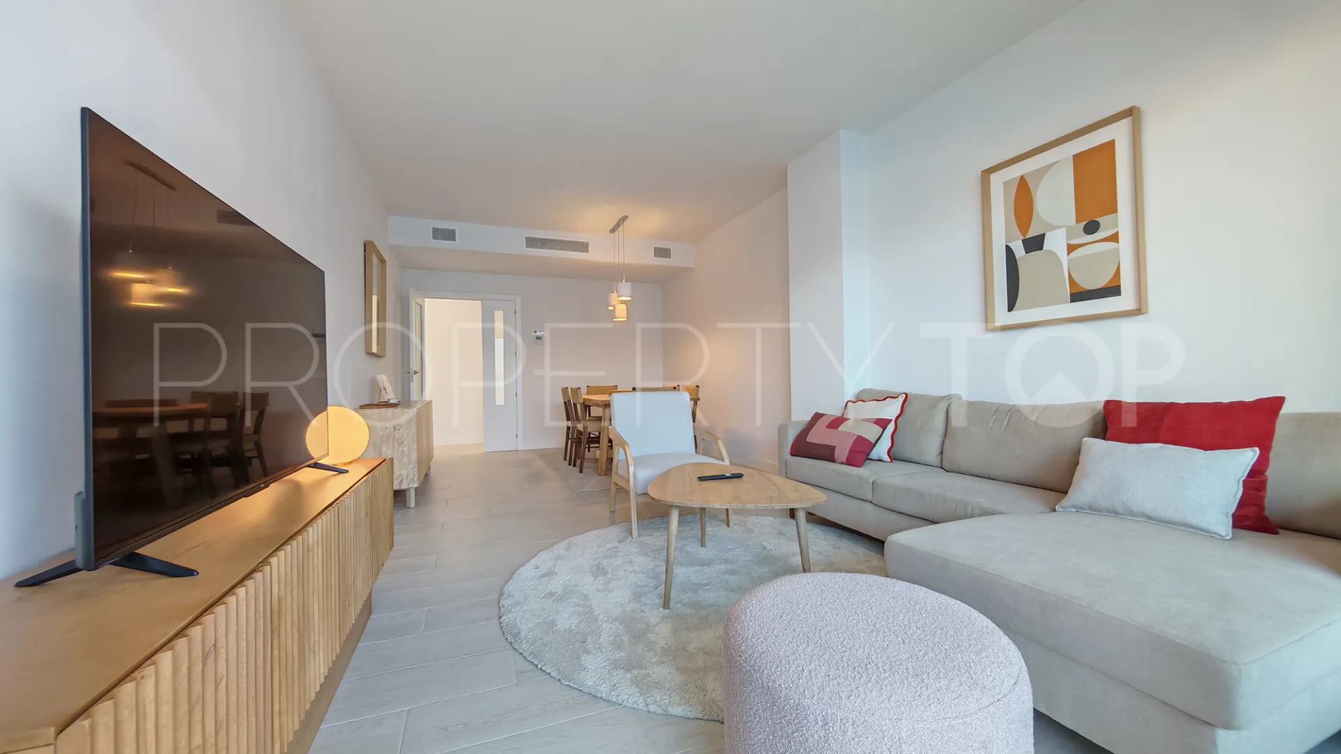 Comprar apartamento planta baja en Estepona