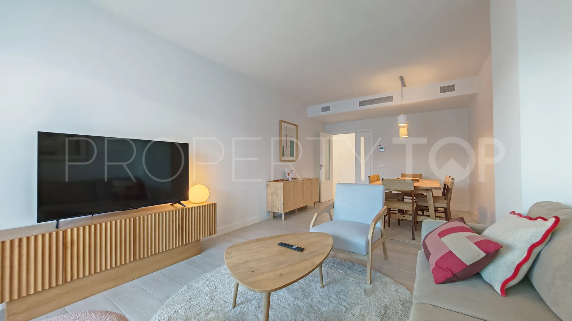 Comprar apartamento planta baja en Estepona