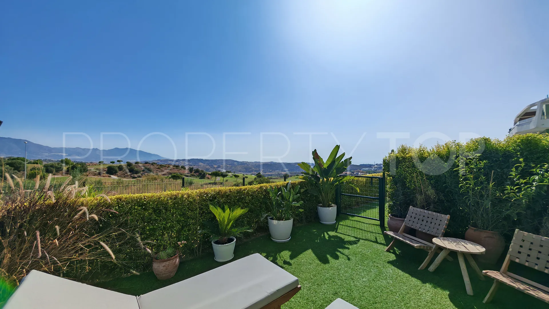 Cala de Mijas, apartamento planta baja en venta de 2 dormitorios