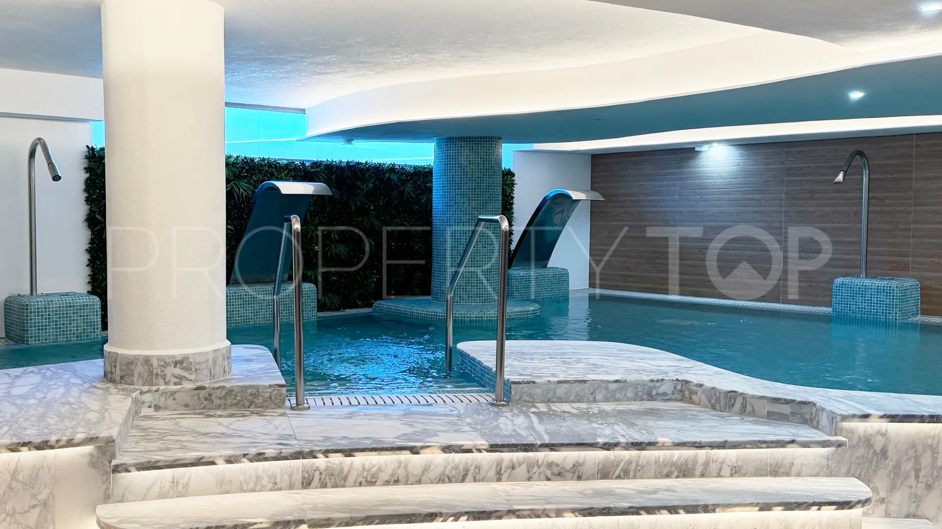Cala de Mijas, apartamento planta baja en venta de 2 dormitorios