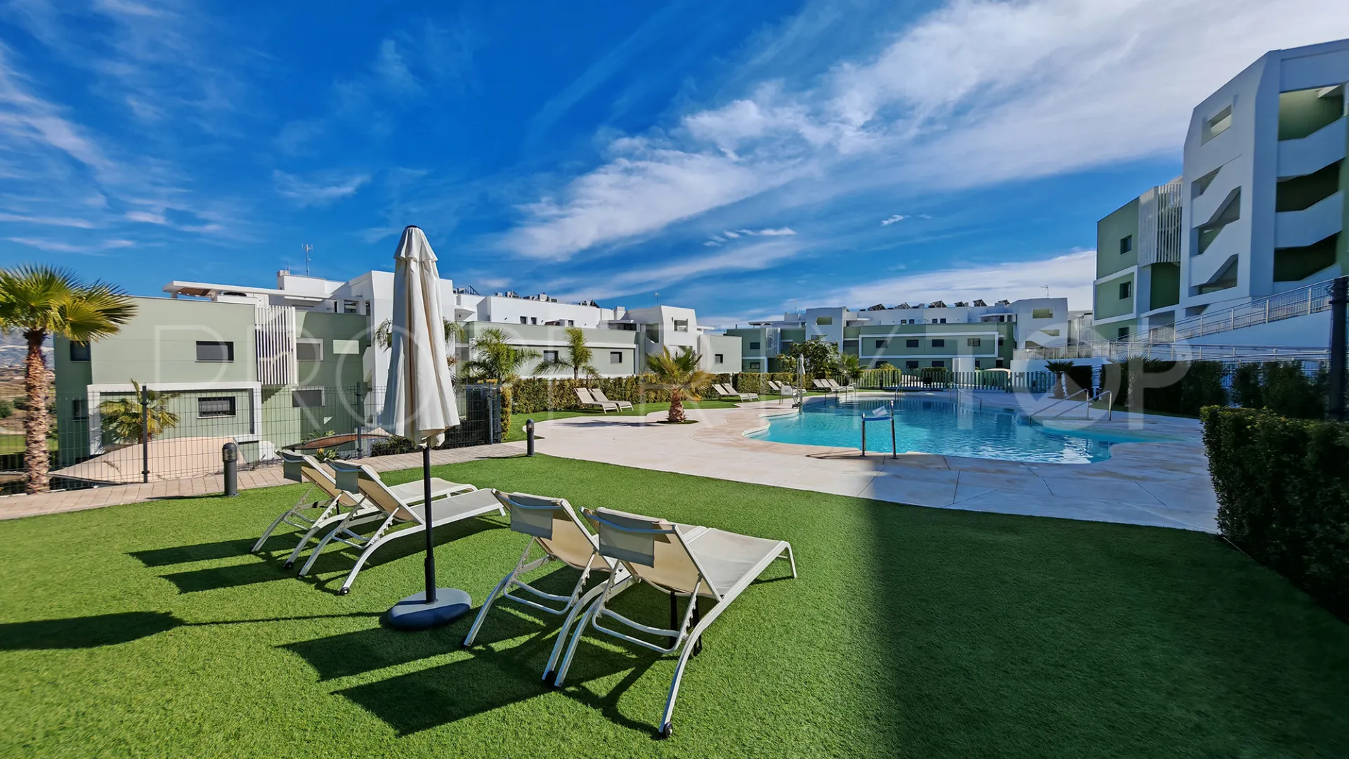 Cala de Mijas, apartamento planta baja en venta de 2 dormitorios