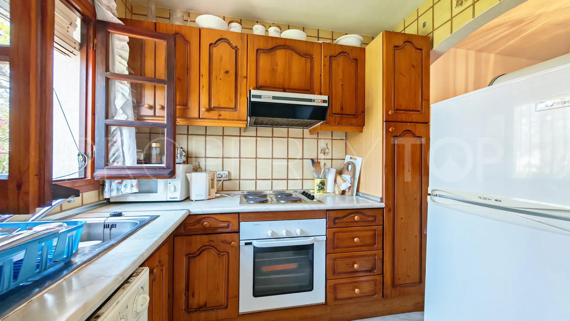 Adosado de 2 dormitorios en venta en Elviria