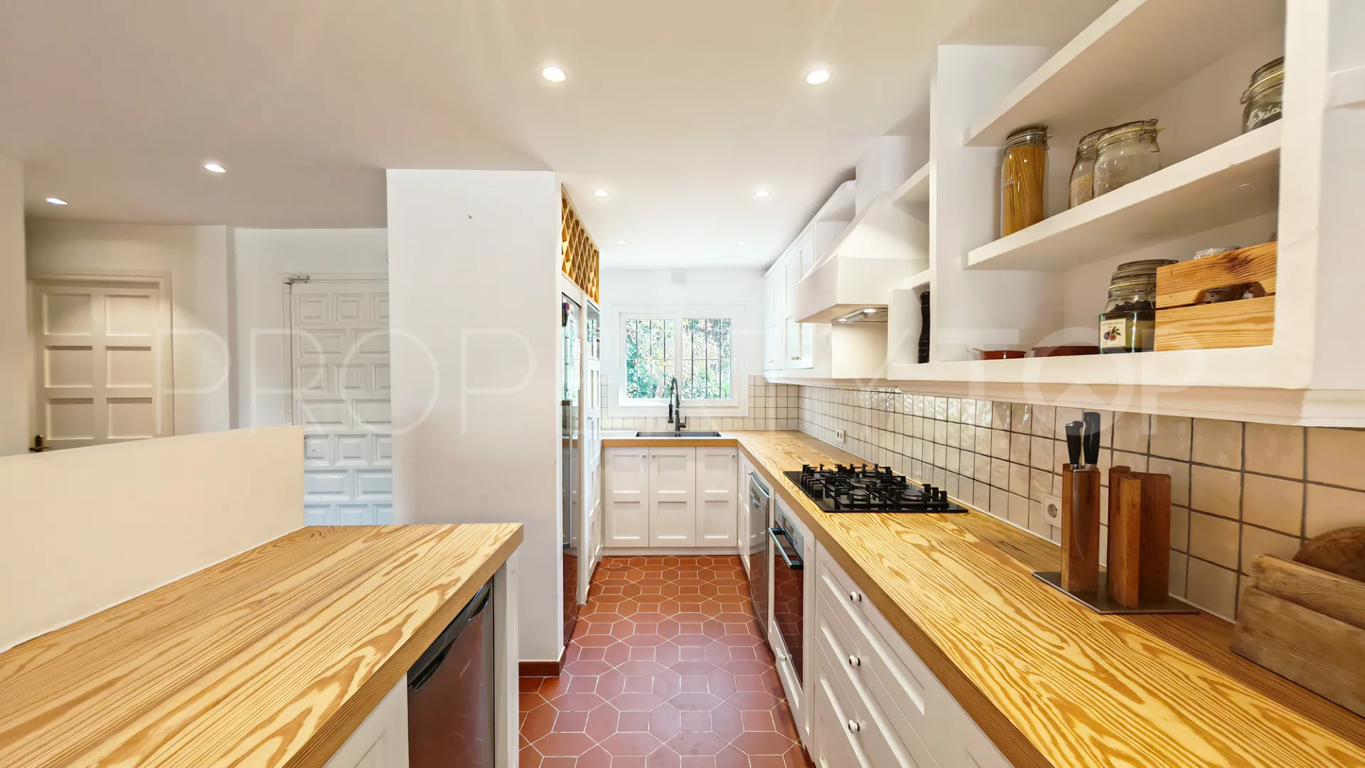 Town house in Los Altos de Marbella for sale