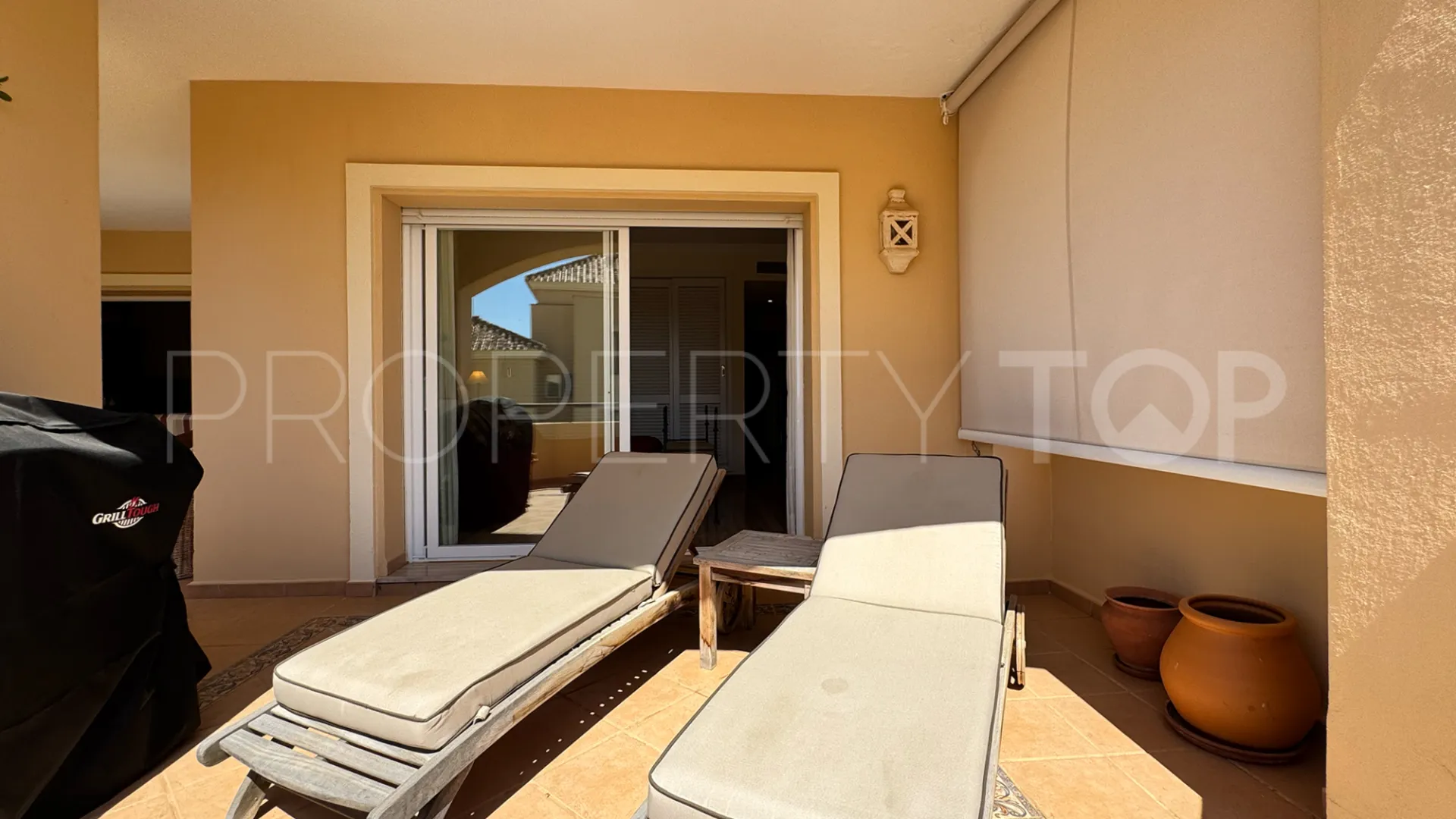 Se vende apartamento en Hacienda Elviria