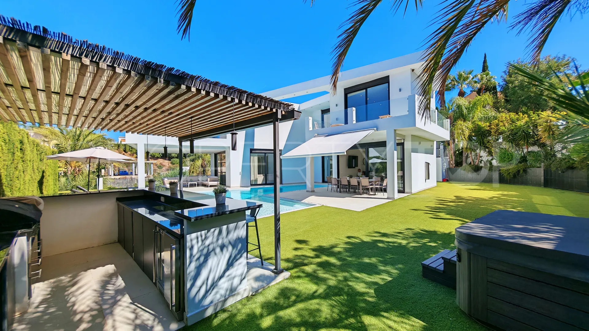 Comprar villa en El Rosario