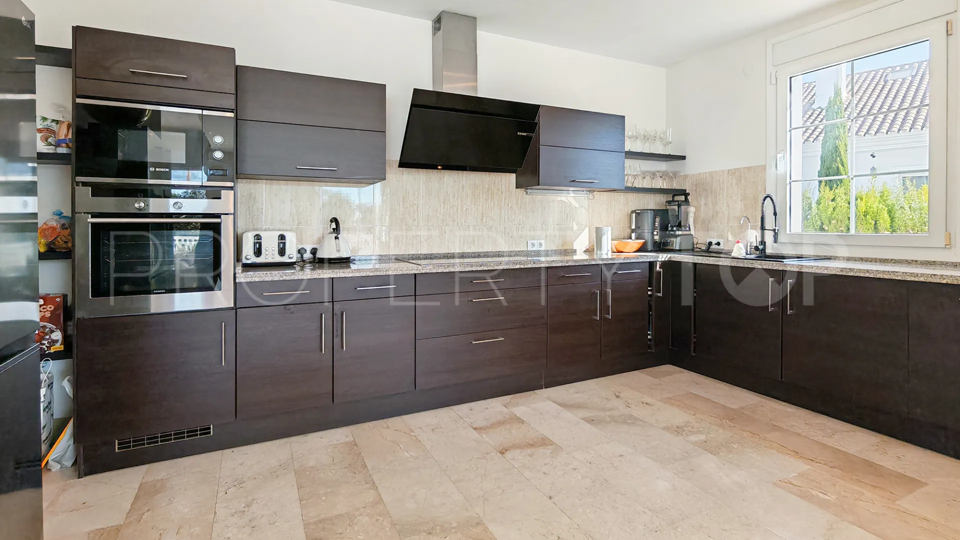 Buy La Mairena 4 bedrooms town house