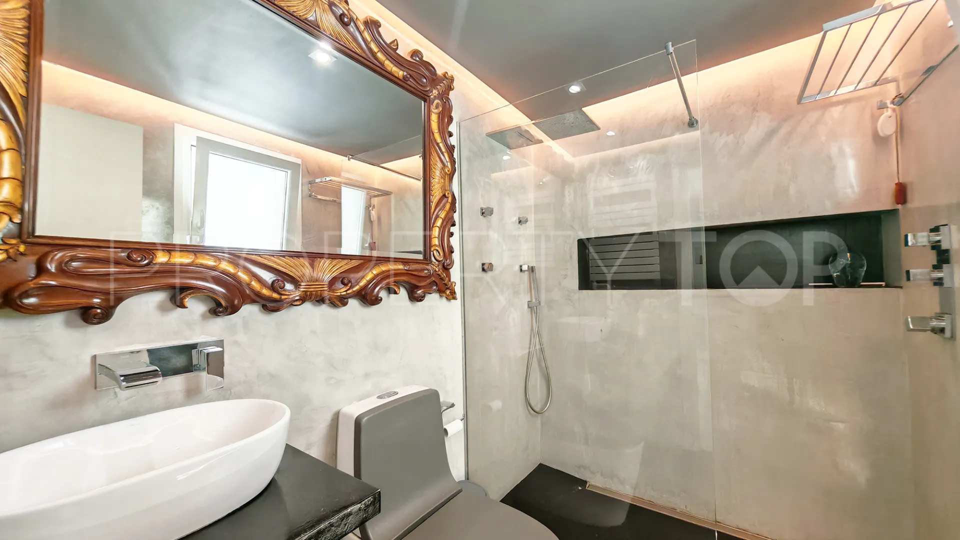 Villa a la venta en Riviera del Sol de 4 dormitorios