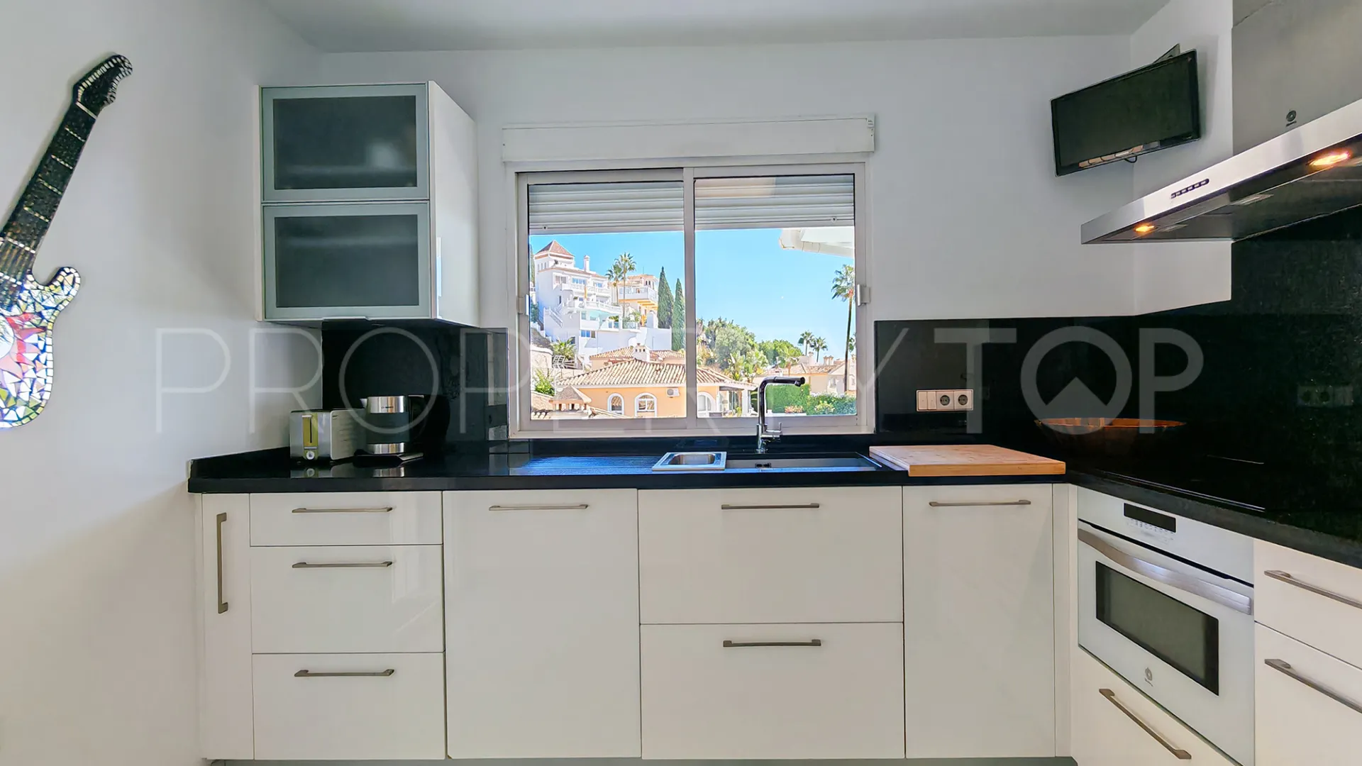 Villa a la venta en Riviera del Sol de 4 dormitorios