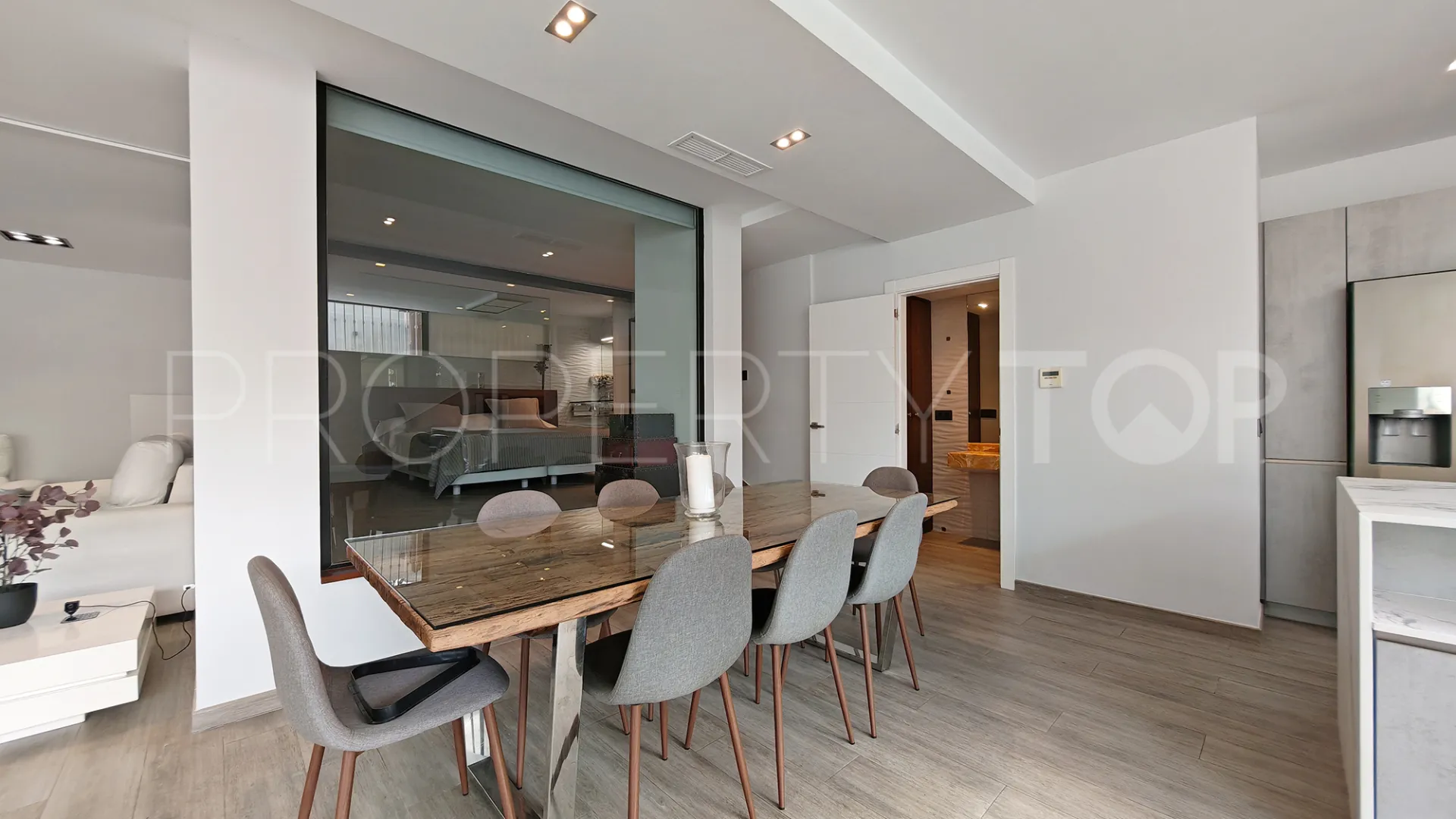 Villa a la venta en Riviera del Sol de 4 dormitorios