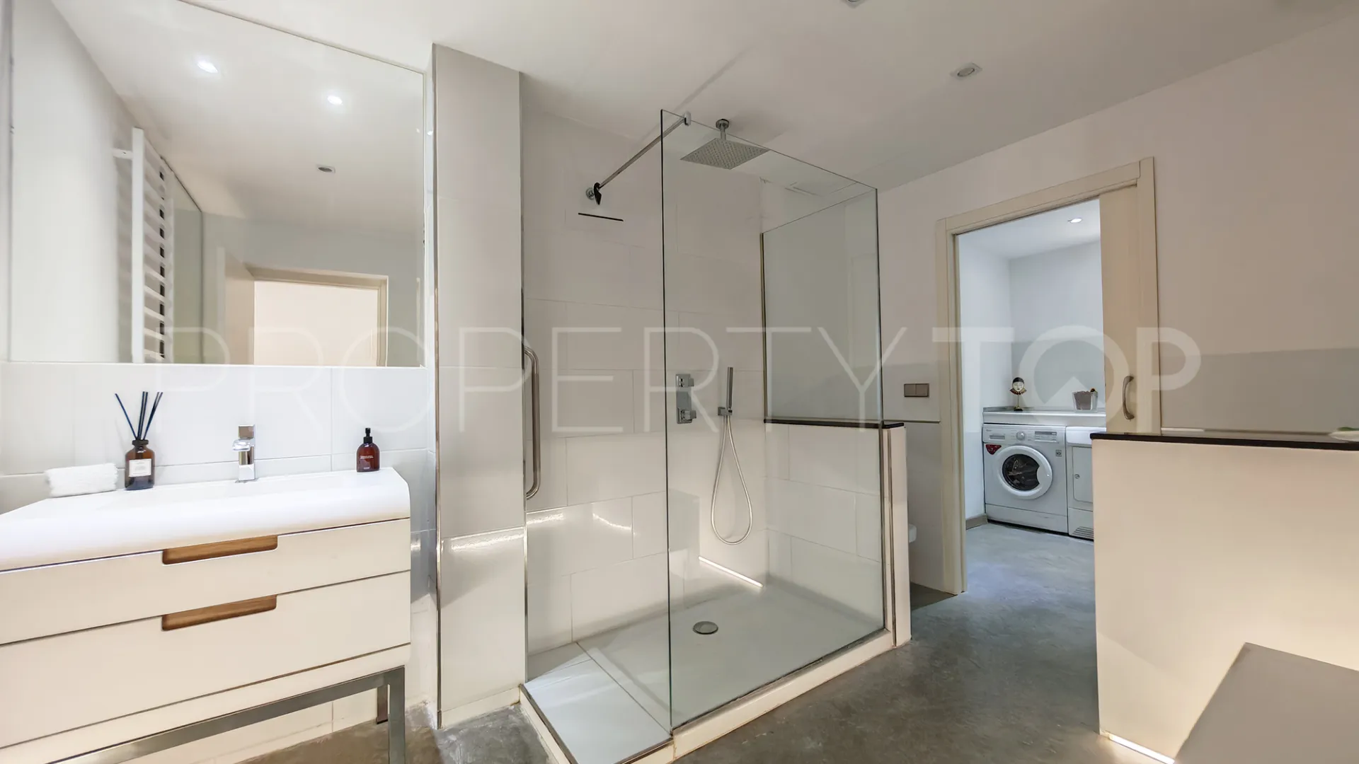 Villa a la venta en Riviera del Sol de 4 dormitorios
