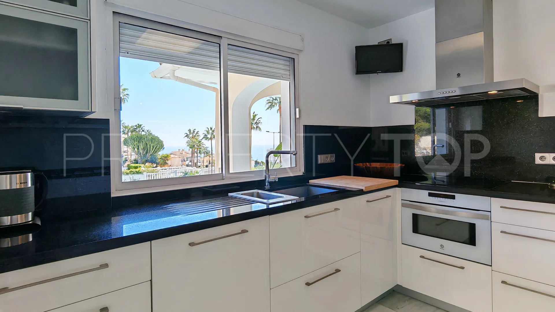 Villa a la venta en Riviera del Sol de 4 dormitorios