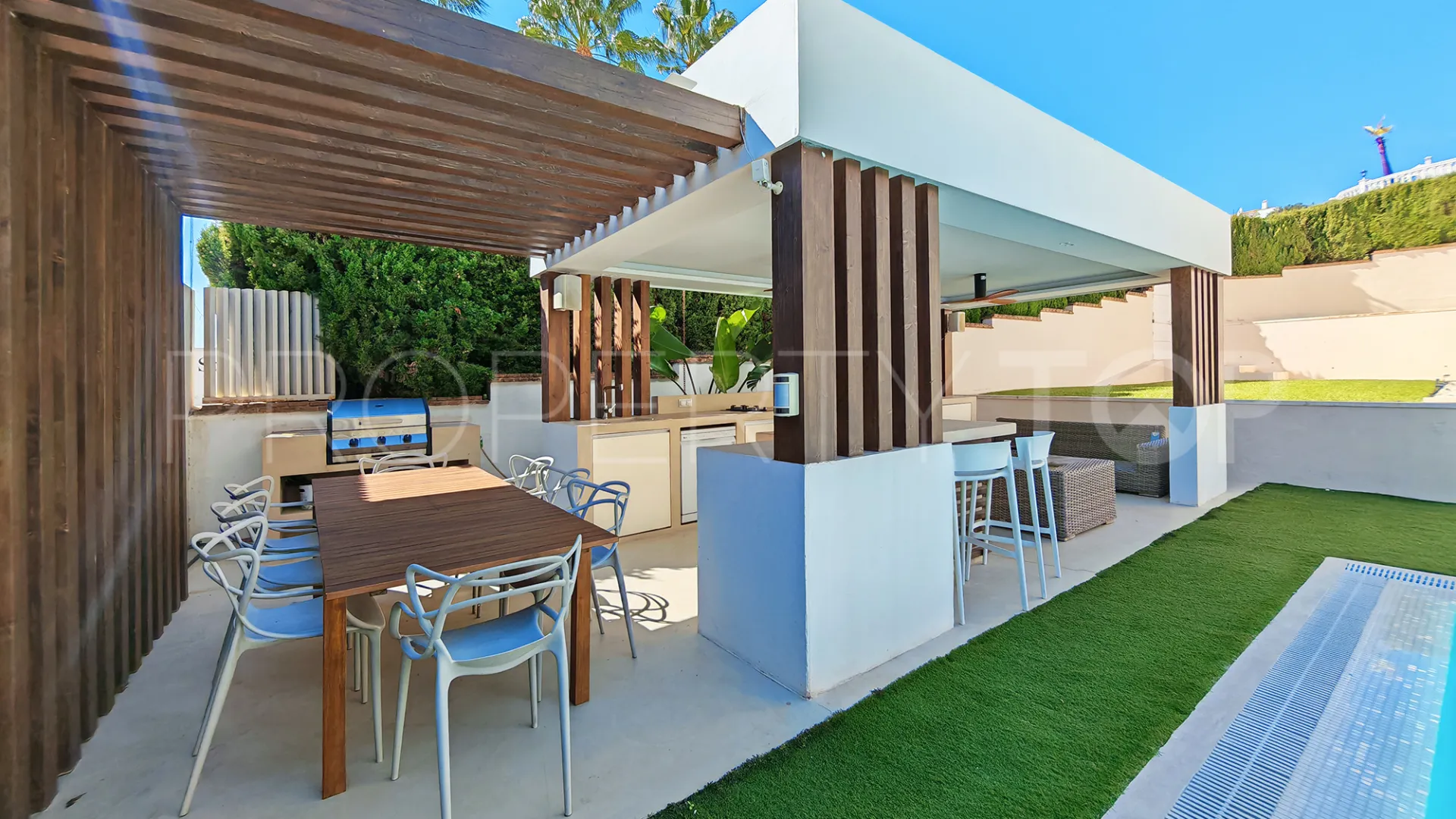 Villa a la venta en Riviera del Sol de 4 dormitorios