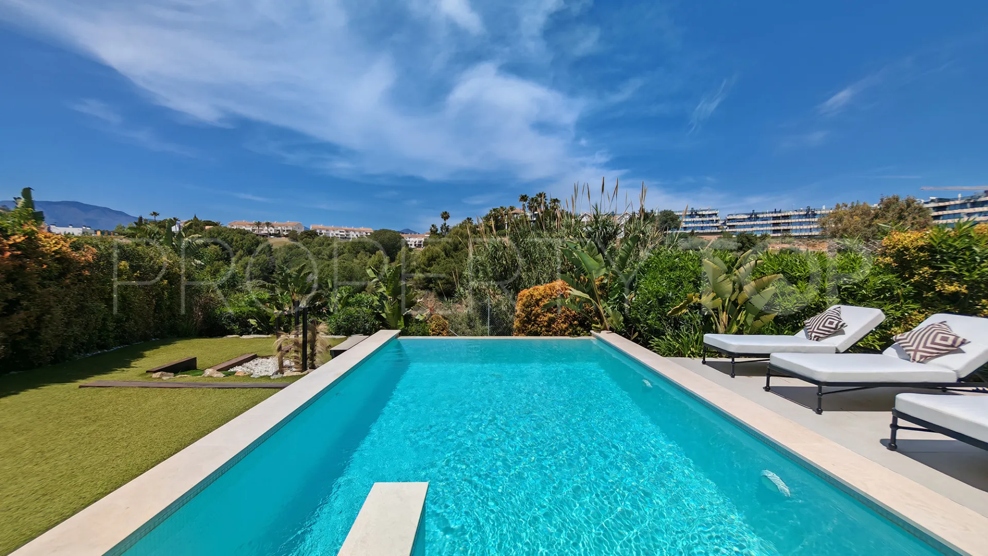 5 bedrooms La Resina Golf villa for sale
