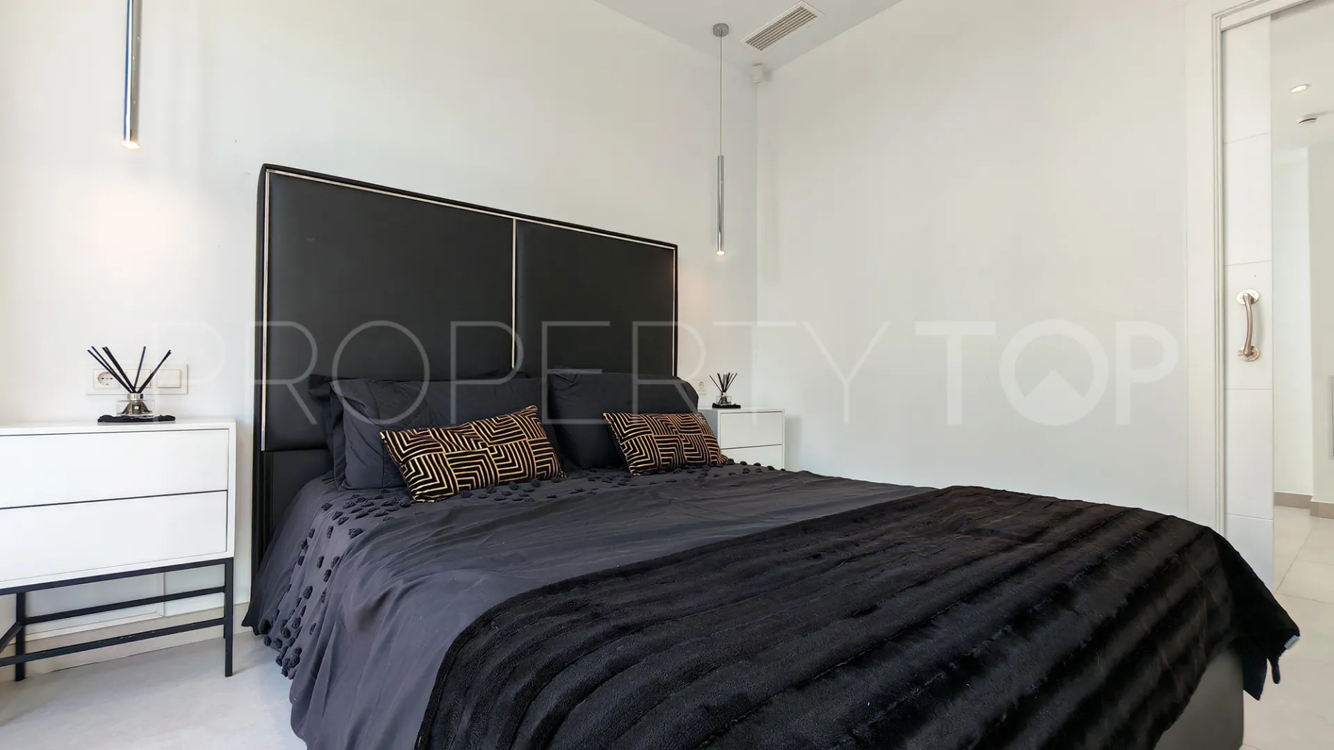5 bedrooms La Resina Golf villa for sale