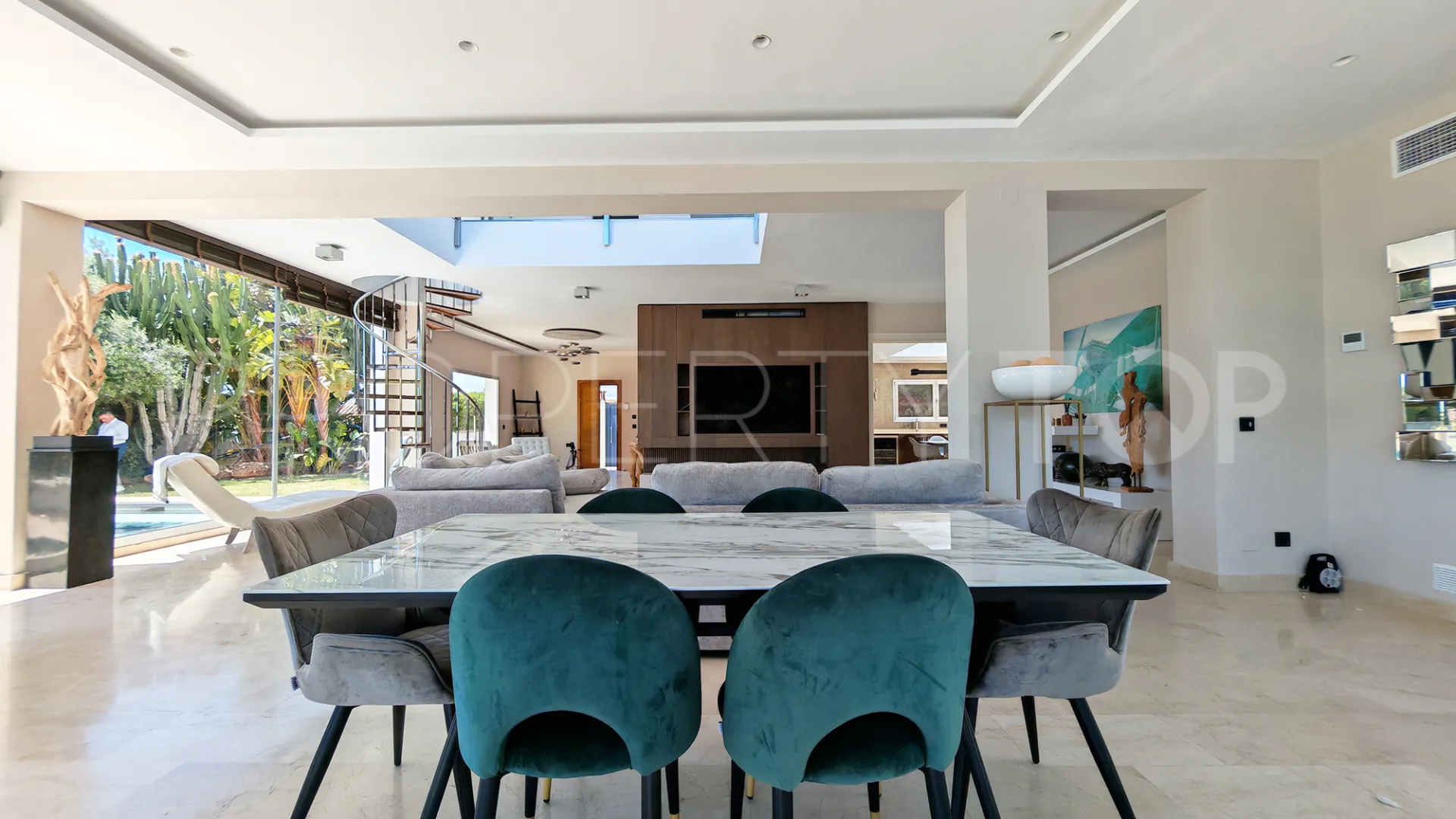 Villa de 3 dormitorios en venta en El Rosario