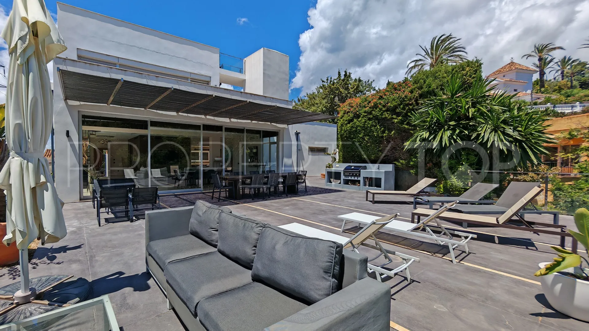Villa de 3 dormitorios en venta en El Rosario