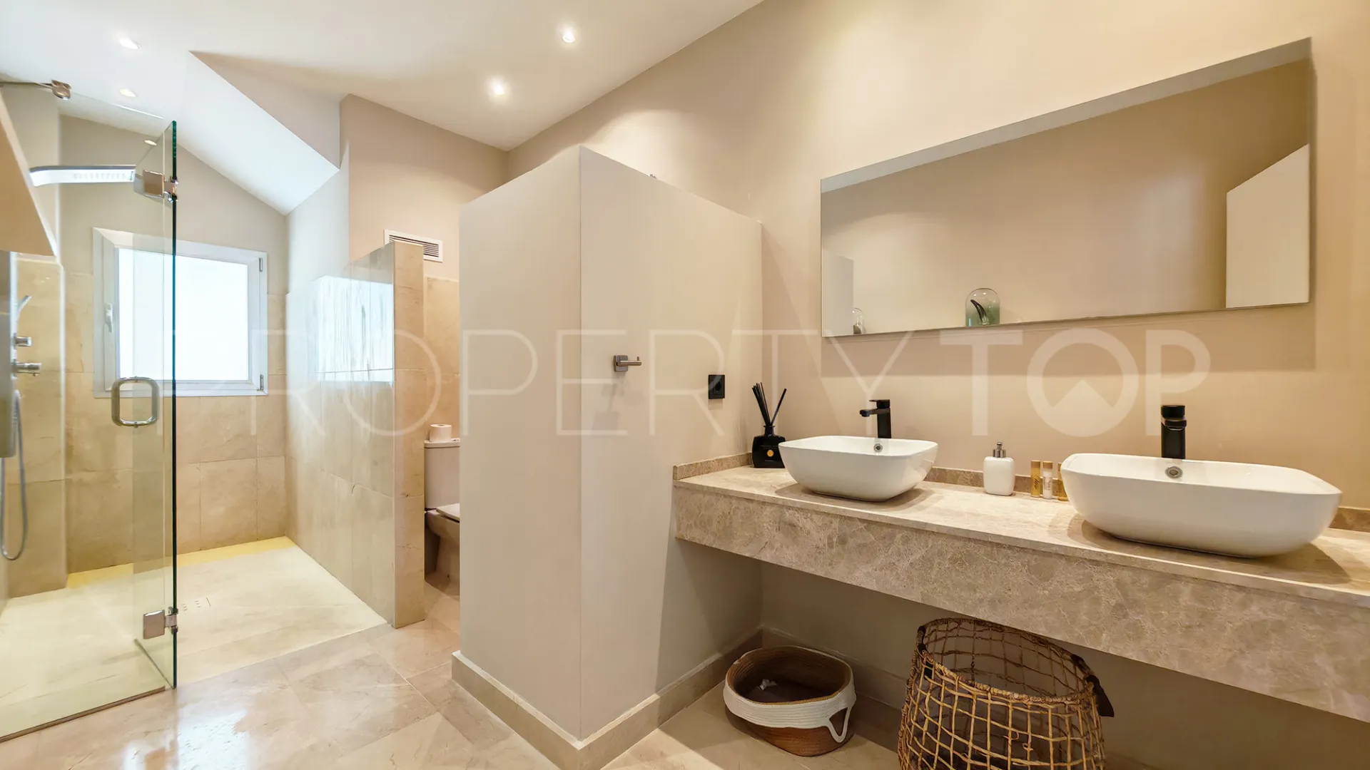 Villa de 3 dormitorios en venta en El Rosario