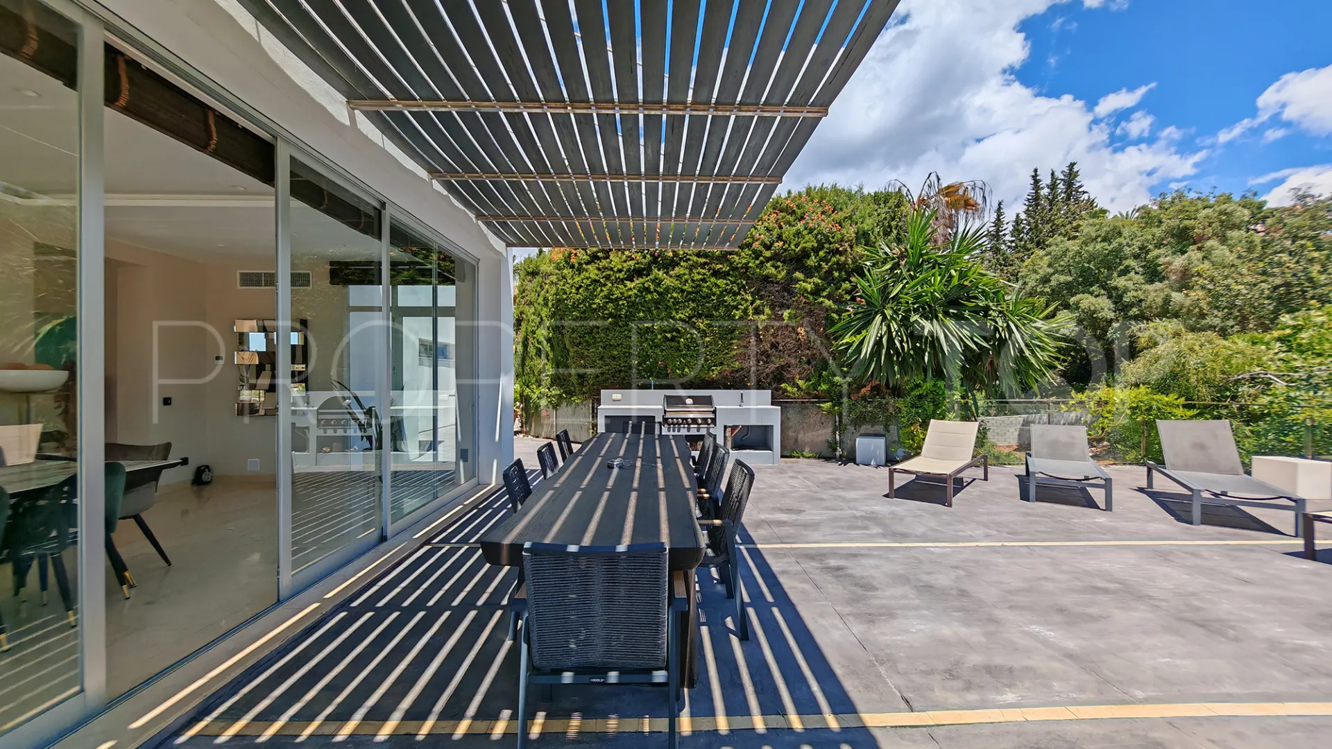 Villa de 3 dormitorios en venta en El Rosario