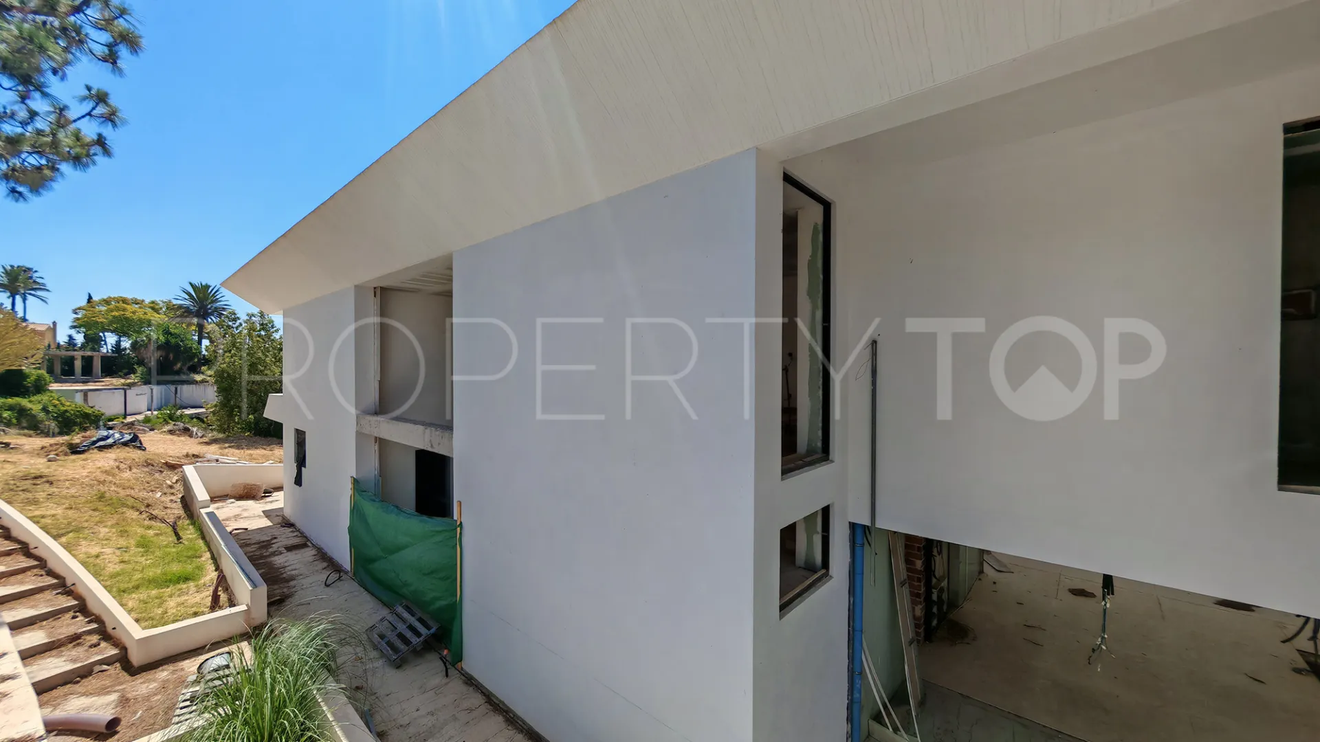 6 bedrooms villa in Hacienda las Chapas for sale